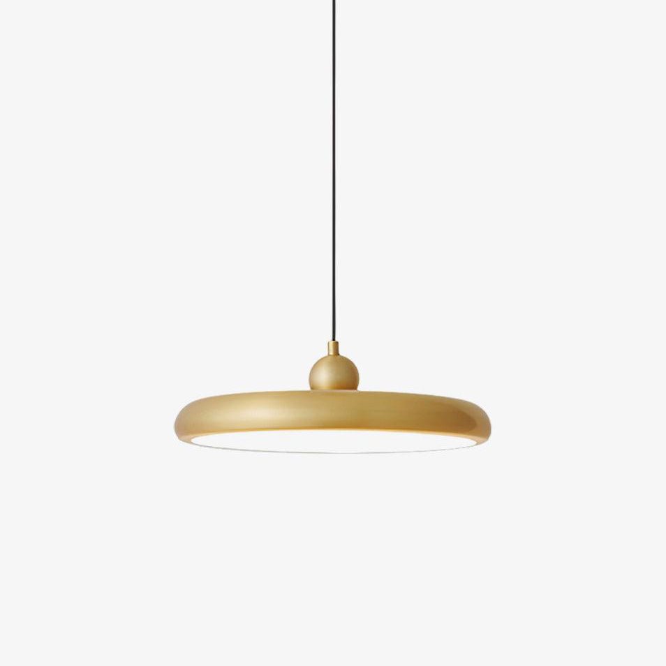 Wynric Brass Glam Pendant Lamp-Neutral Decor