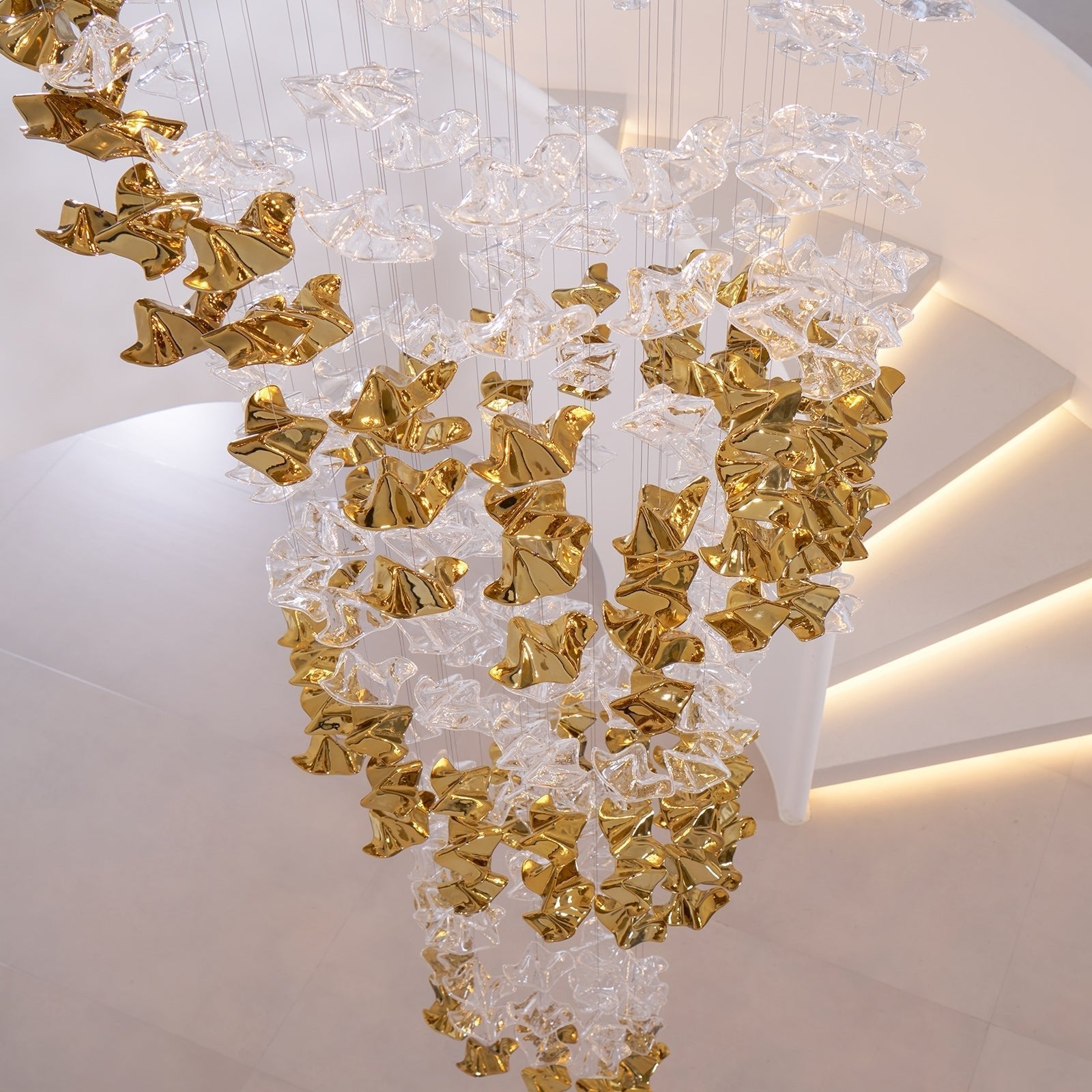 Lisk Luxury Brass Linear Chandelier-Neutral Decor