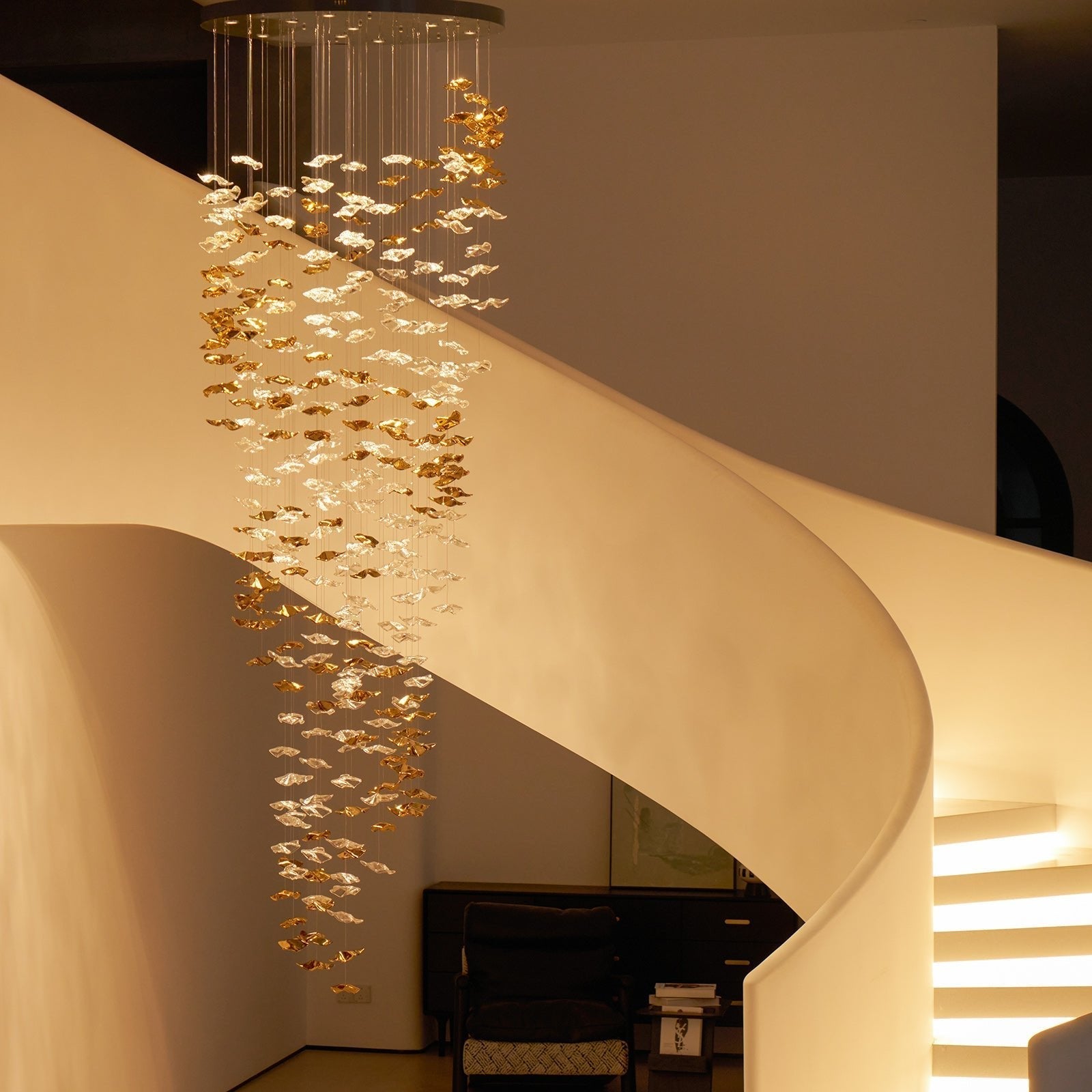 Lisk Luxury Brass Linear Chandelier-Neutral Decor