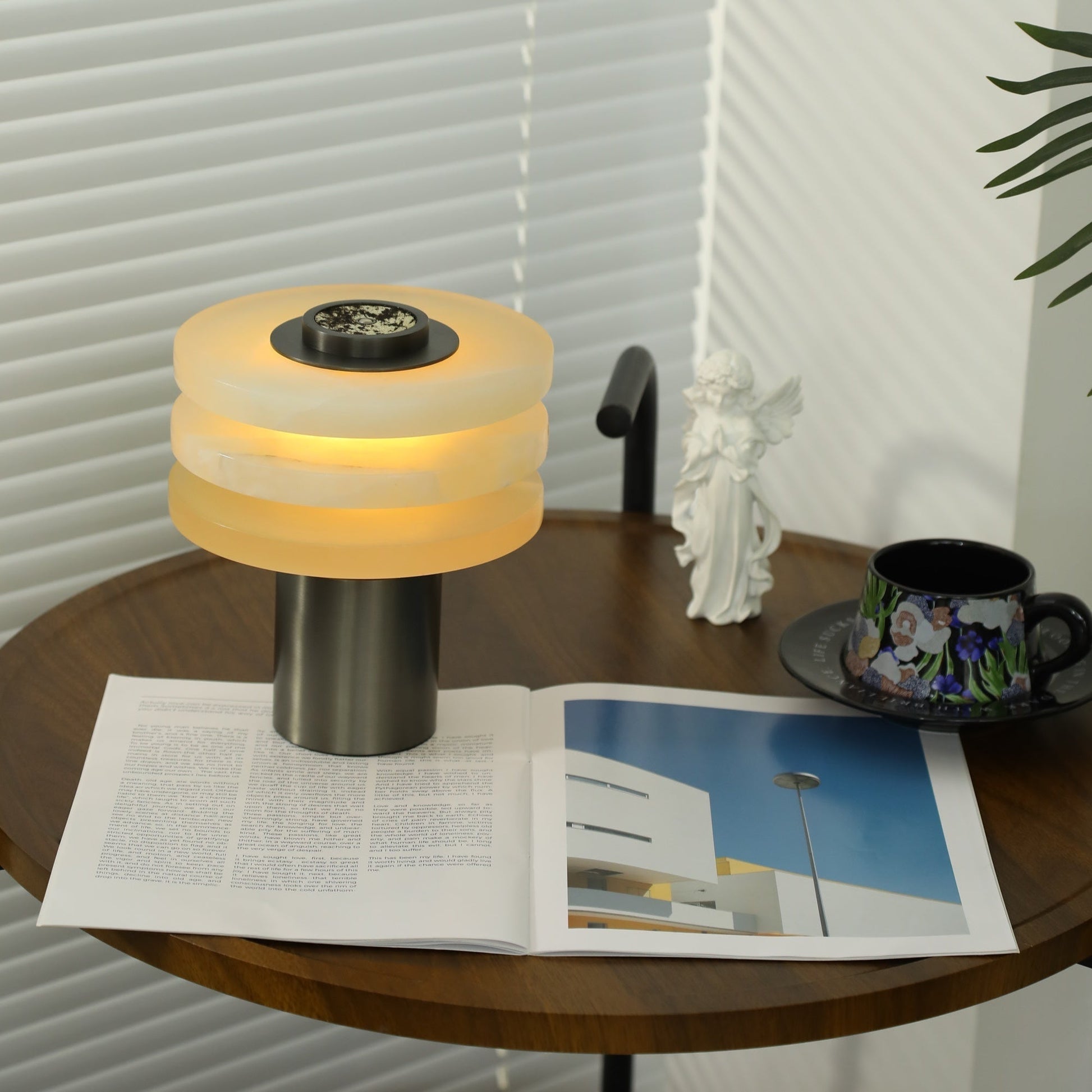 Pryt Obelisk Alabaster Table Lamp-Neutral Decor
