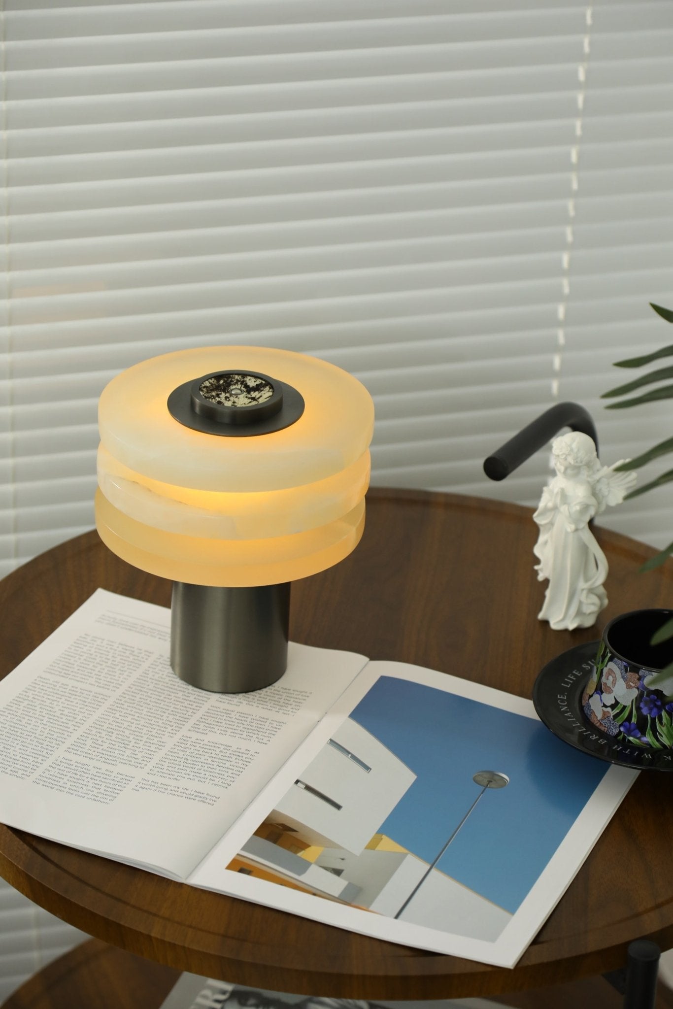 Pryt Obelisk Alabaster Table Lamp-Neutral Decor