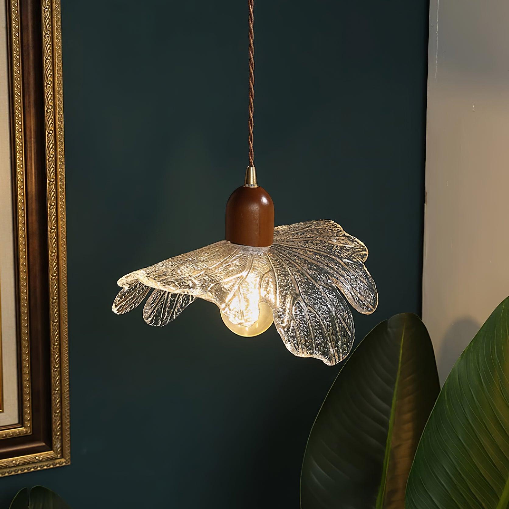 Pendant Lamp Tiffany-Style Glass Floral Shade Art