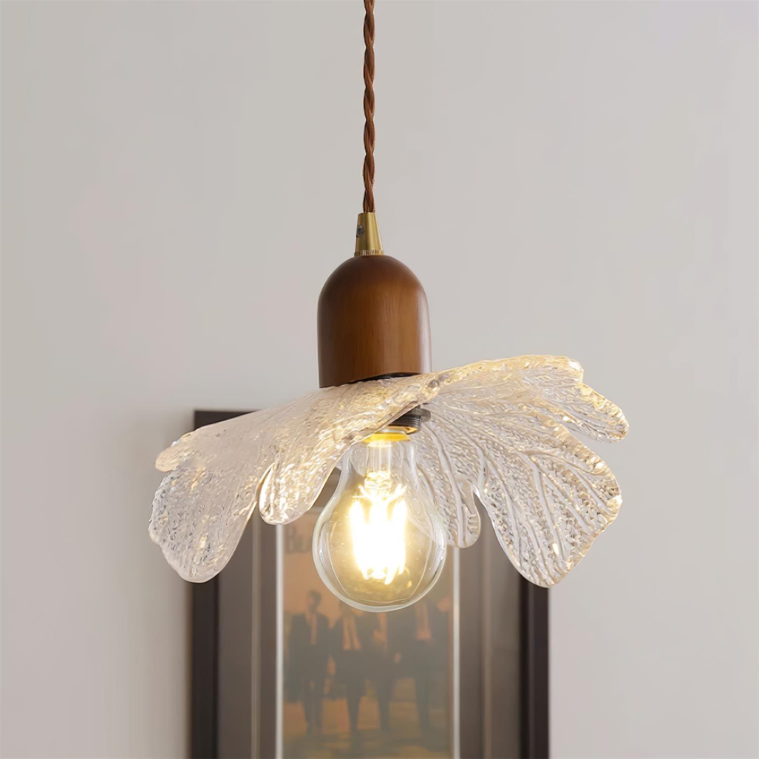 Pendant Lamp Tiffany-Style Glass Floral Shade Art