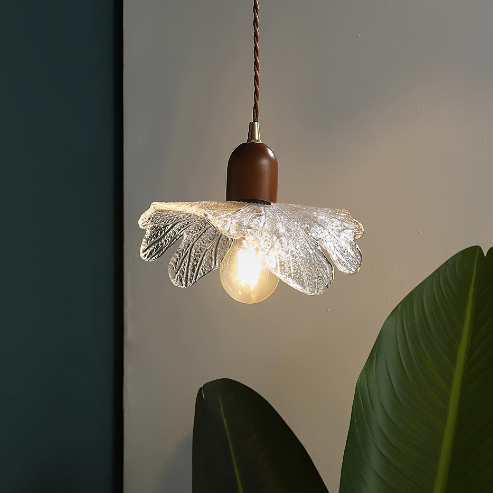 Pendant Lamp Tiffany-Style Glass Floral Shade Art