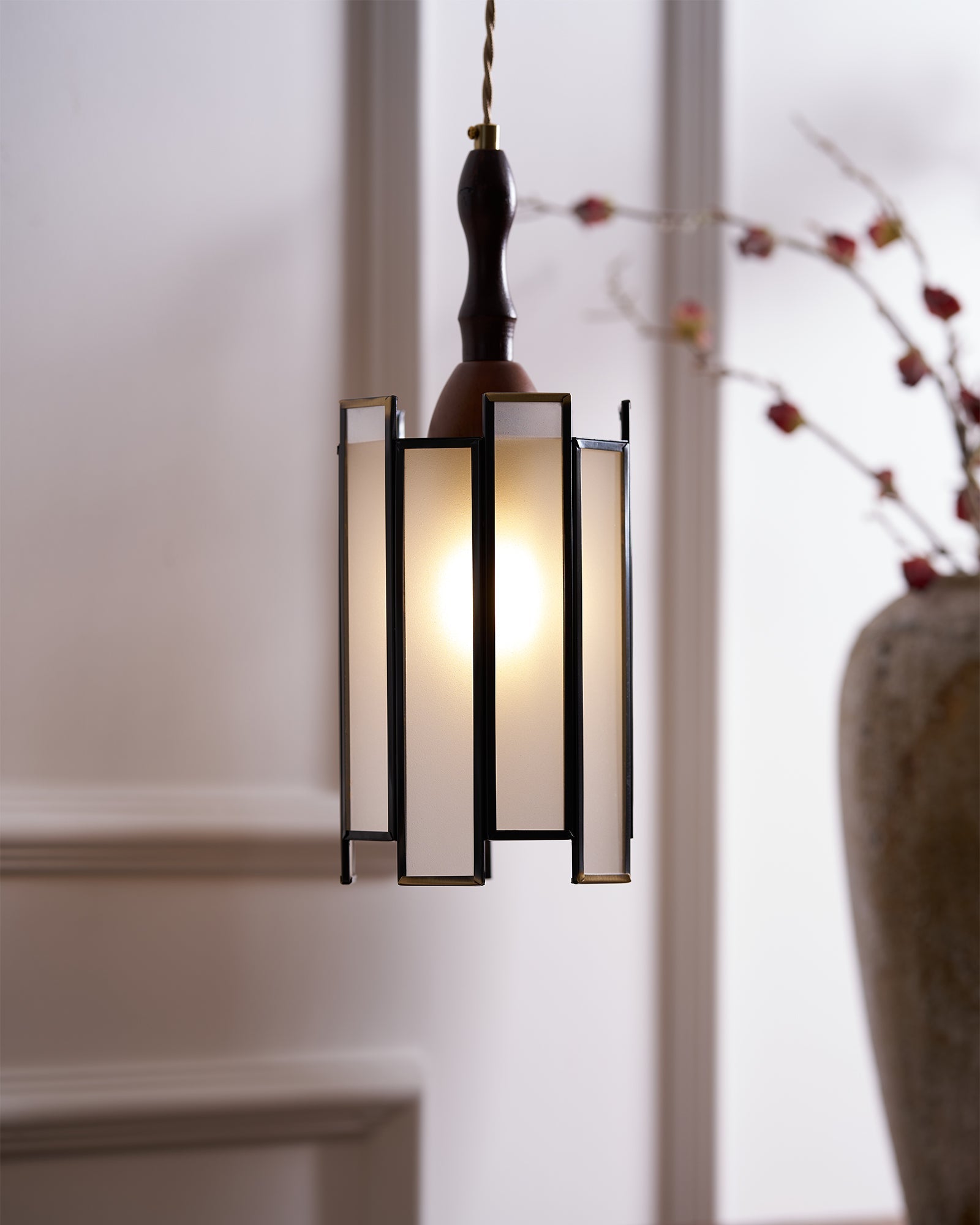 Creshen Wood & Glass Vintage Pendant Lamp-Neutral Decor