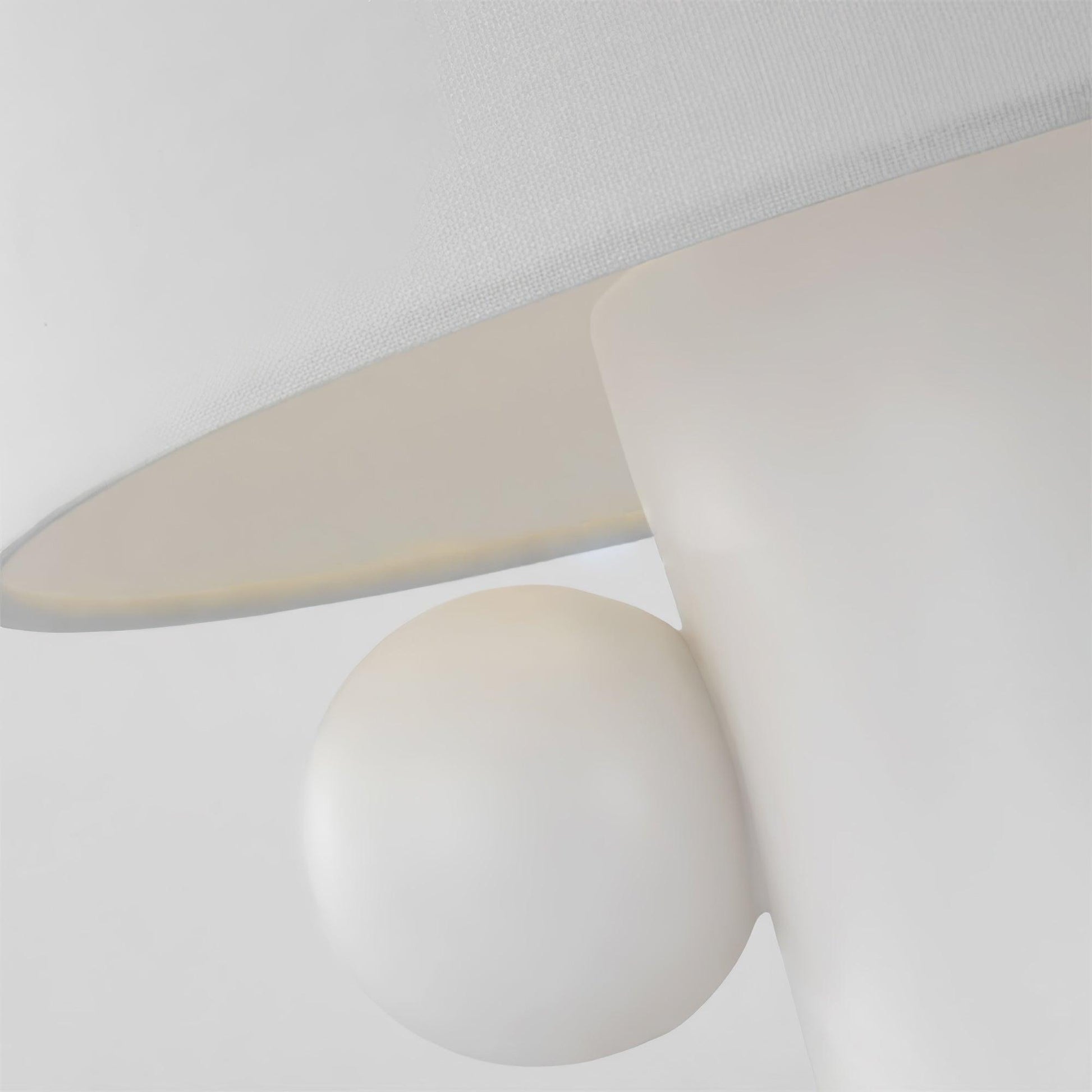 Nixu Fabric Whimsical Table Lamp-Neutral Decor