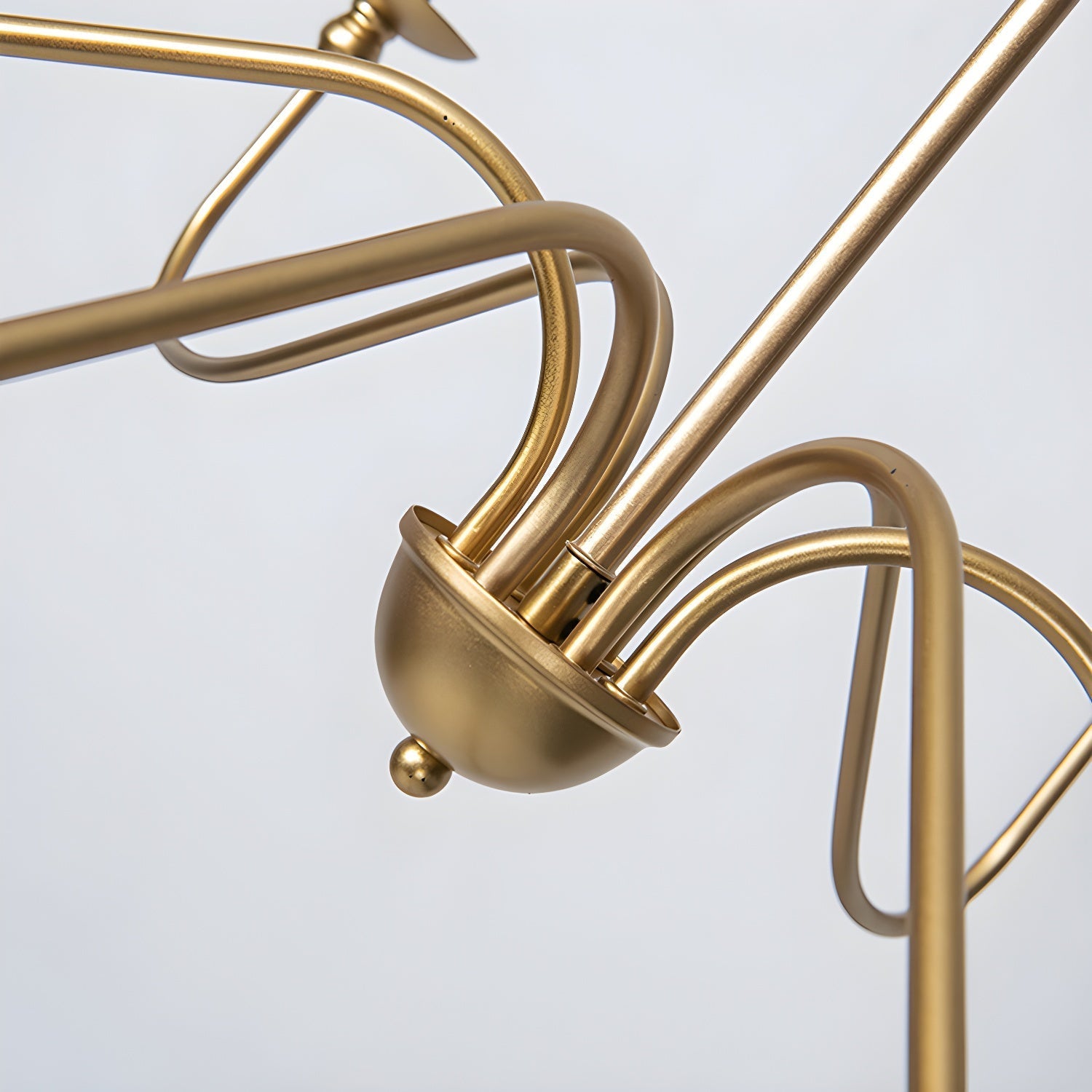 Lustra Chandelier Gold Candle Curved Arms-Neutral Decor