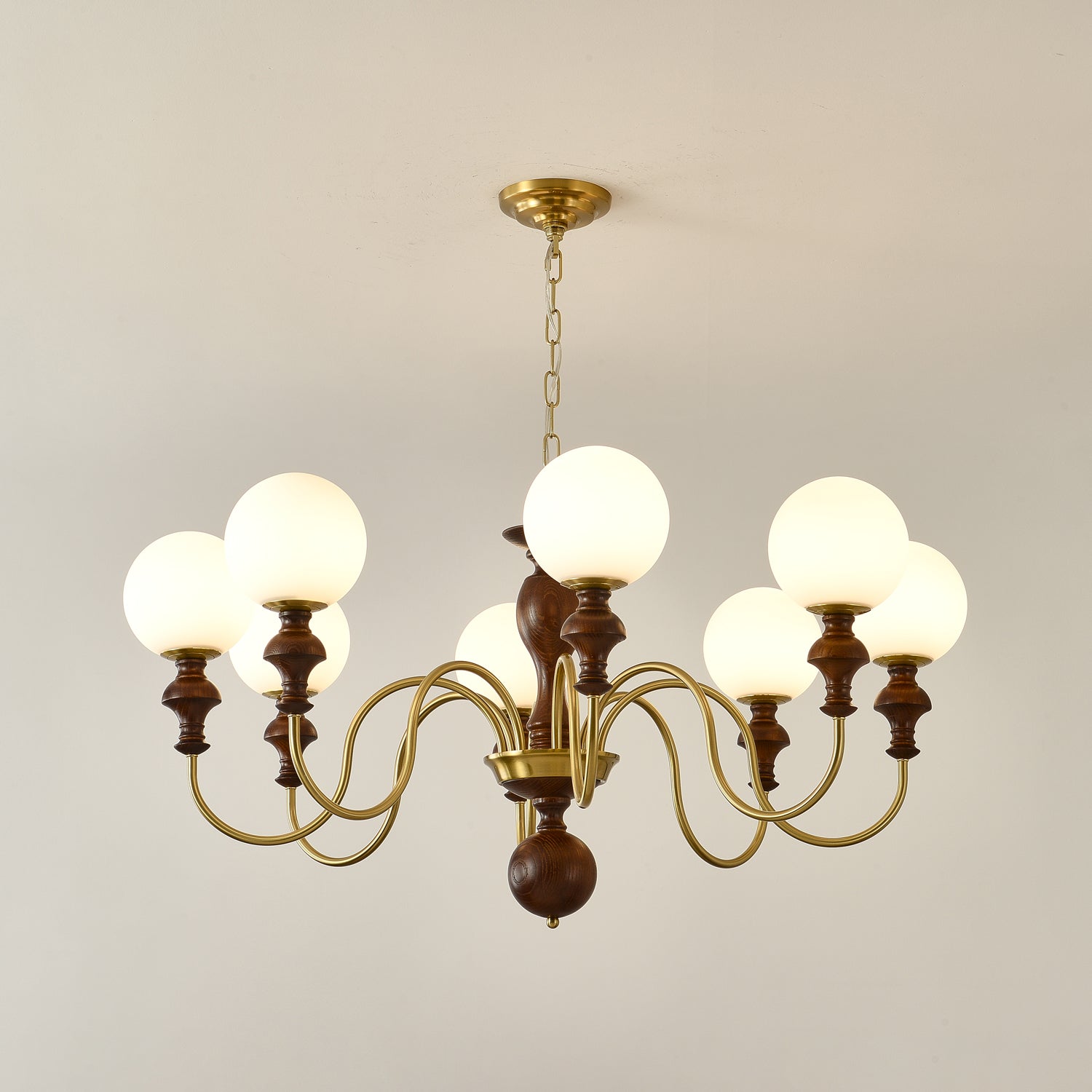 Indris Chandelier Wood & Brass Timeless Globe-Neutral Decor