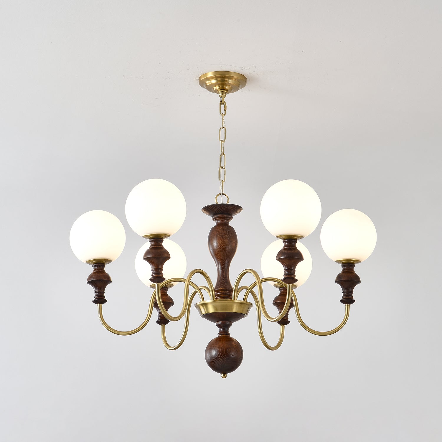Indris Chandelier Wood & Brass Timeless Globe-Neutral Decor