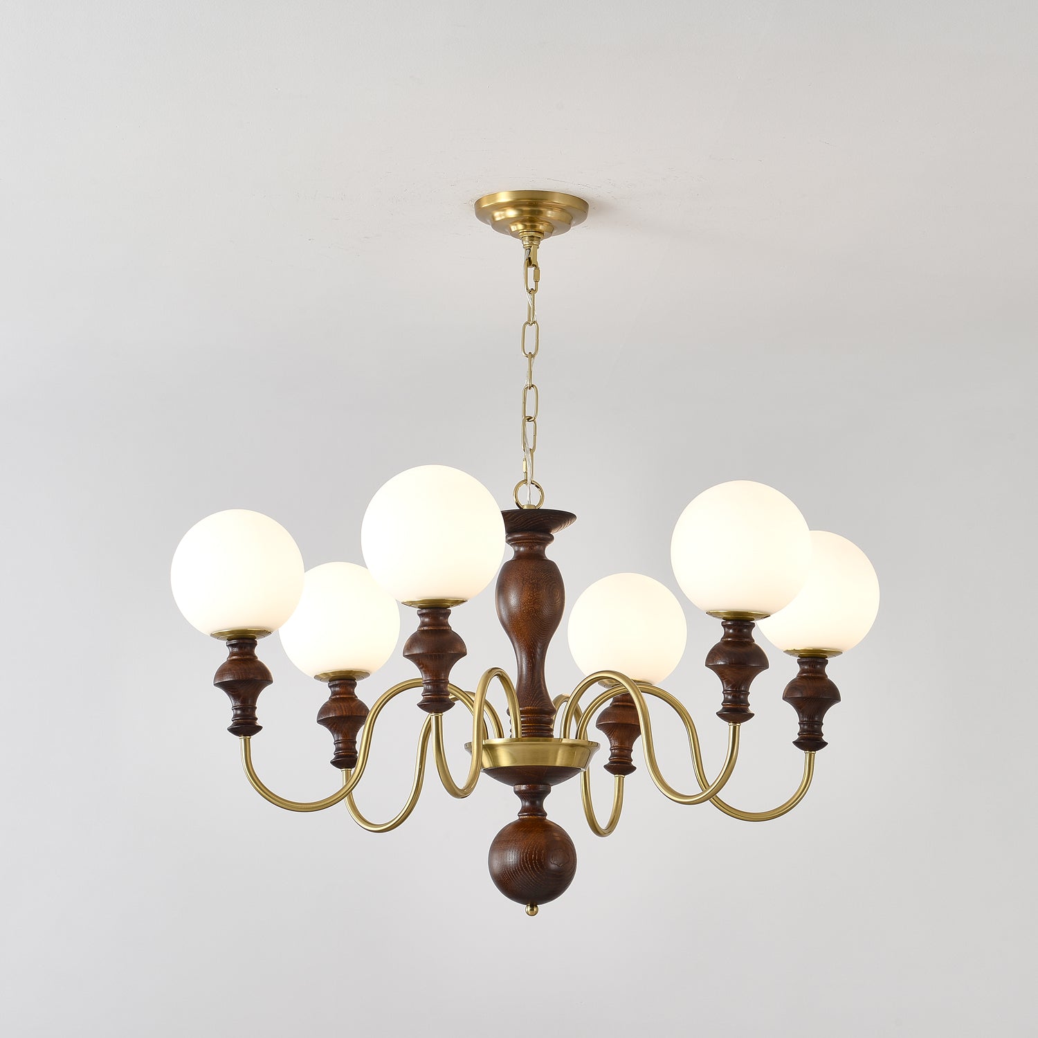 Indris Chandelier Wood & Brass Timeless Globe-Neutral Decor