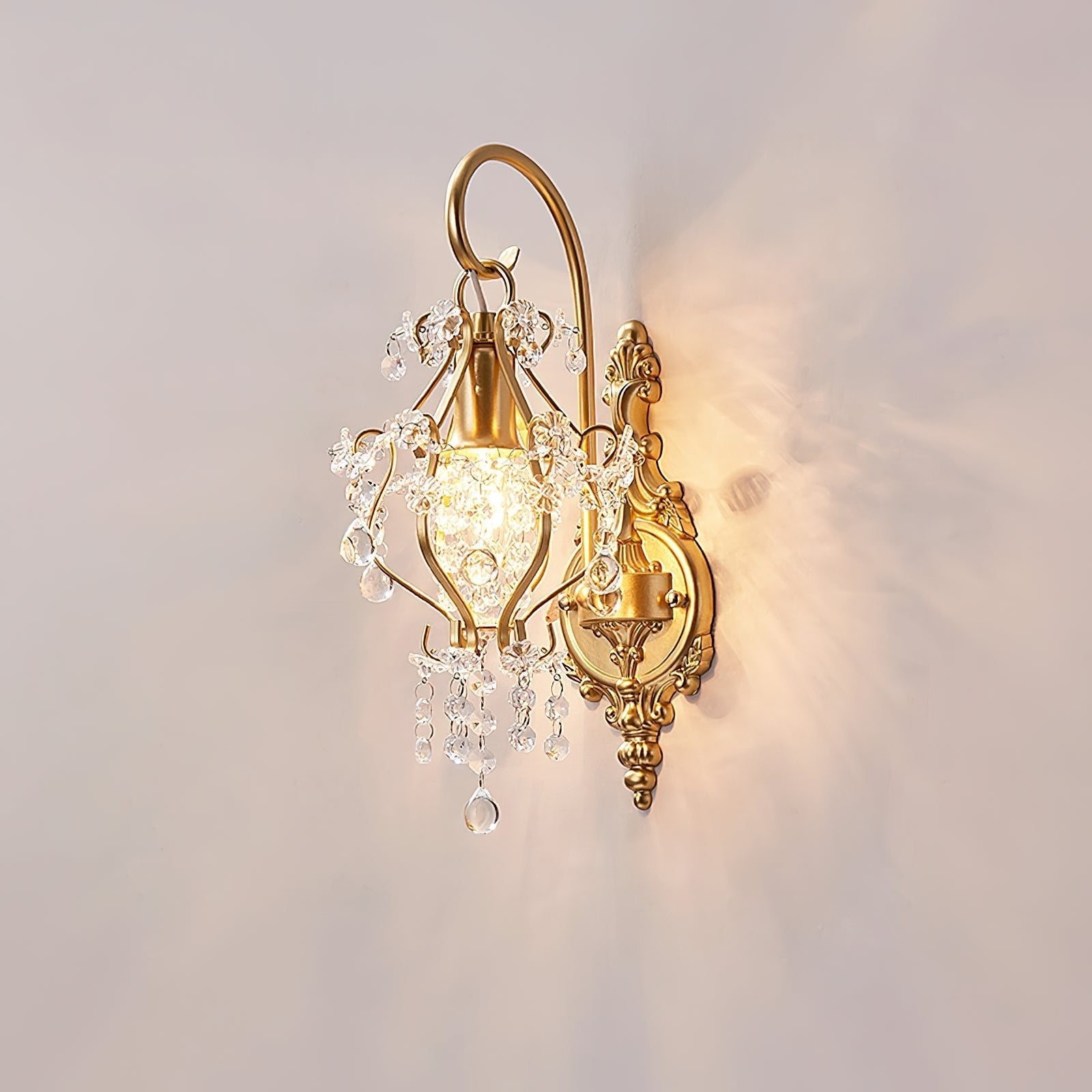 Evir Postmodern Luxury Crystal Wall Lamp-Neutral Decor