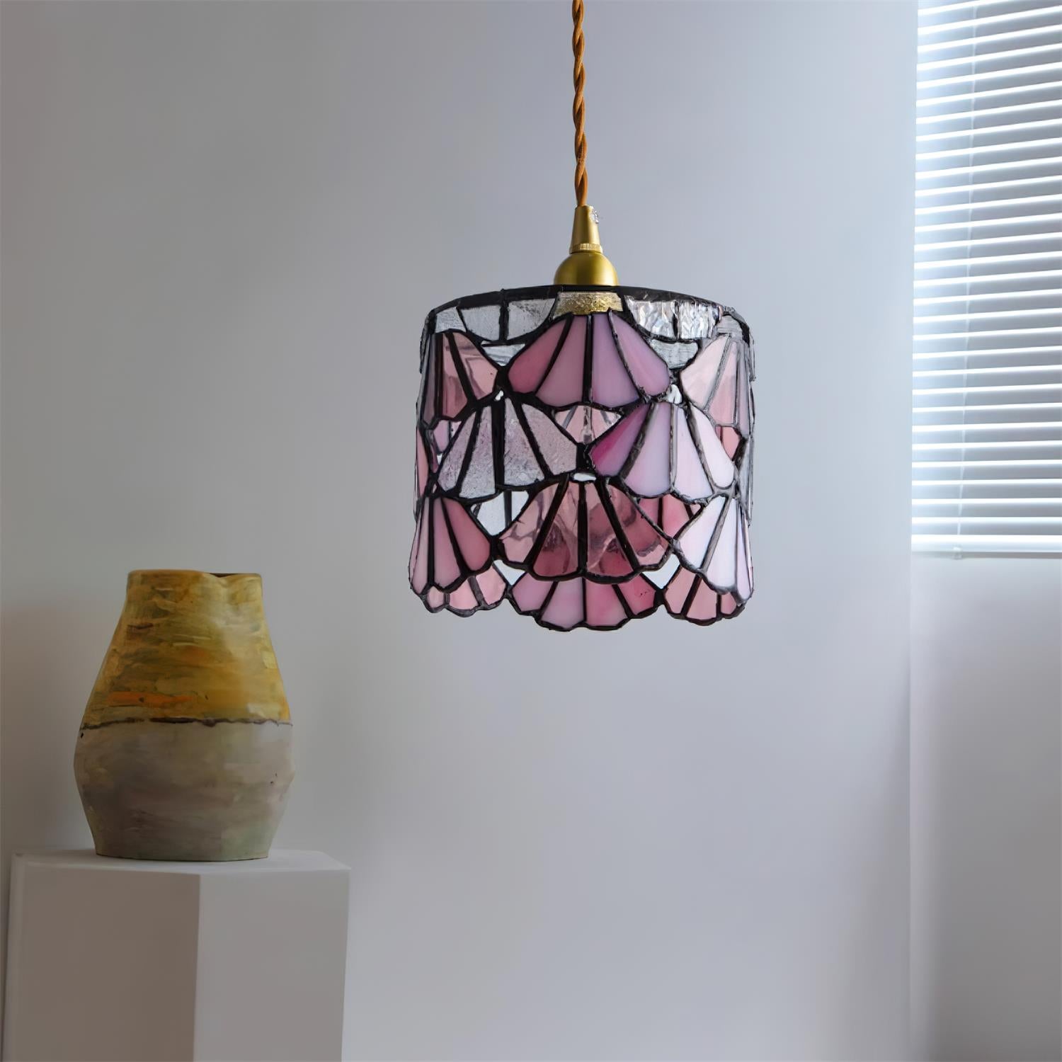Lioraen Tiffany Pendant Light Classic Design-Neutral Decor