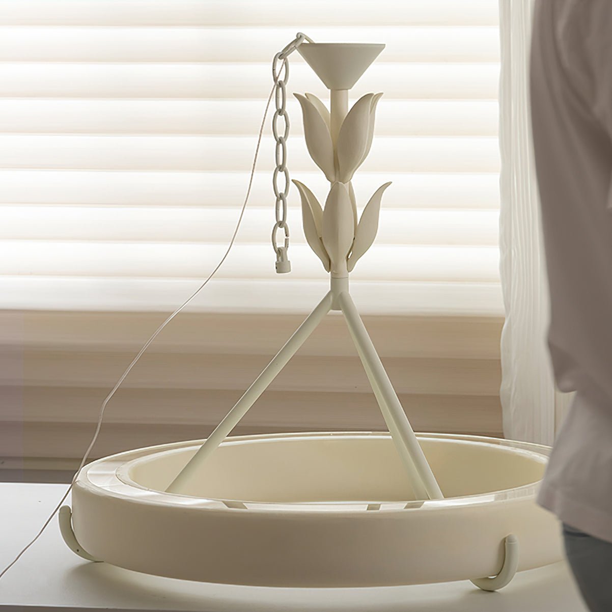 Eixor Chandelier Plaster White Floral Shape Minimalist-Neutral Decor