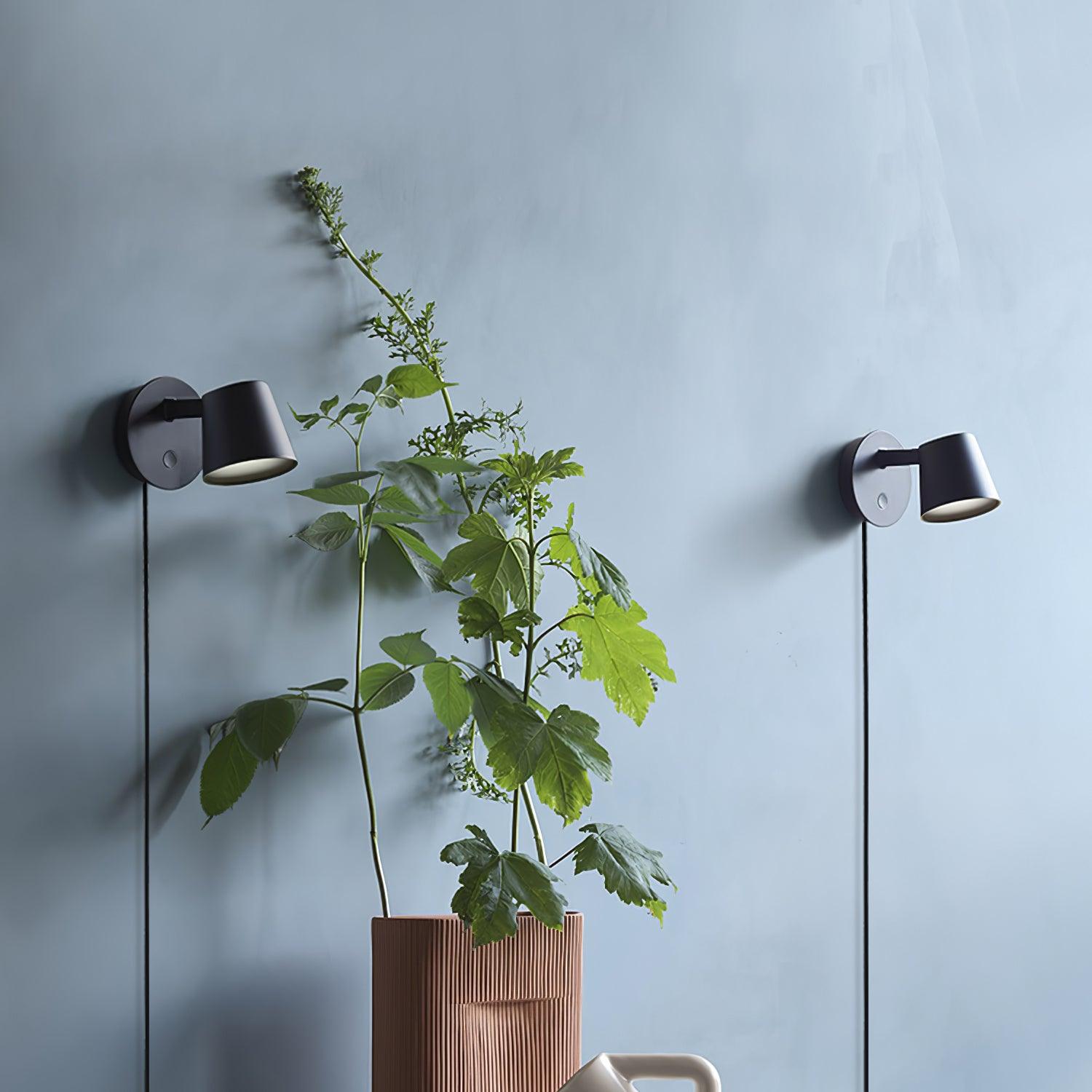 Tirwen Modern Minimalist Plug-In Wall Lamp-Neutral Decor