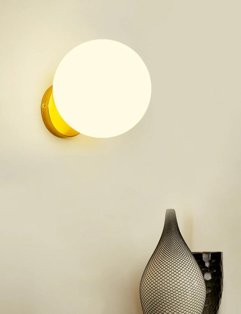 Vivinia Modern Minimalist Wall Lamp-Neutral Decor