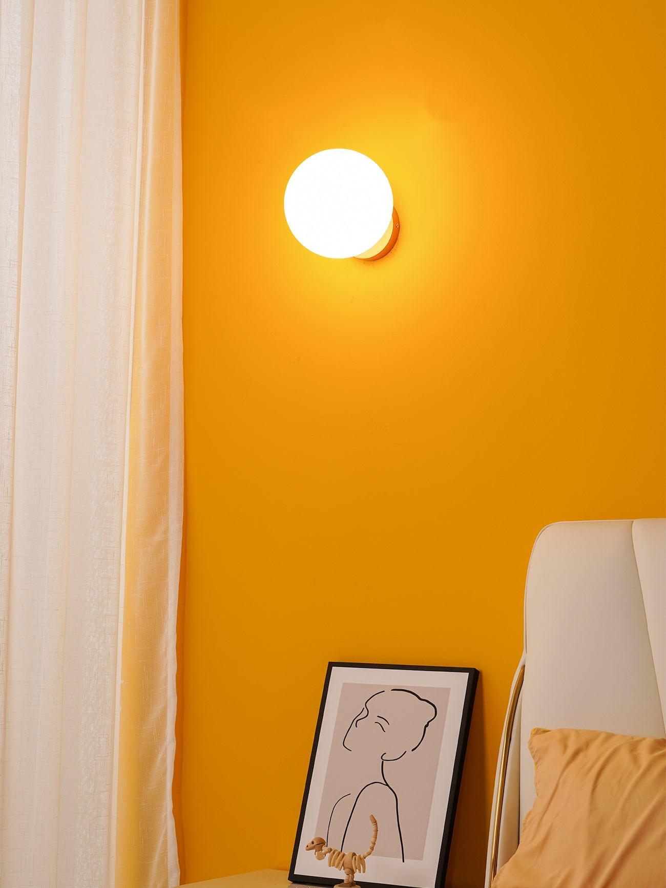 Vivinia Modern Minimalist Wall Lamp-Neutral Decor