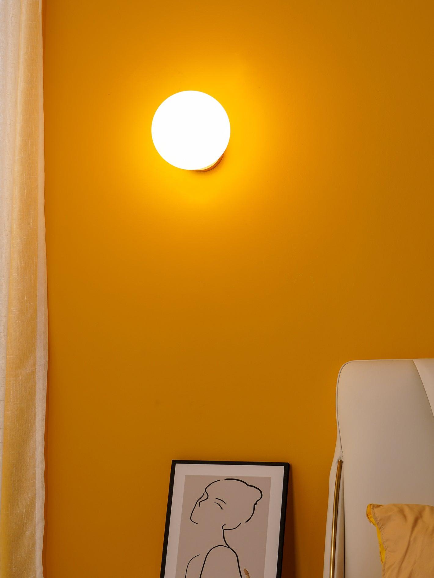 Vivinia Modern Minimalist Wall Lamp-Neutral Decor