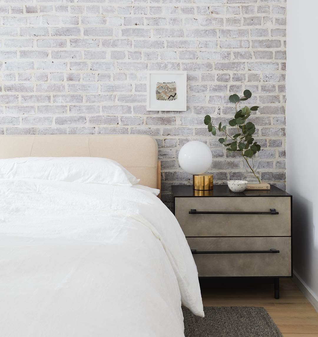 Aru Glass Industrial Table Lamp-Neutral Decor