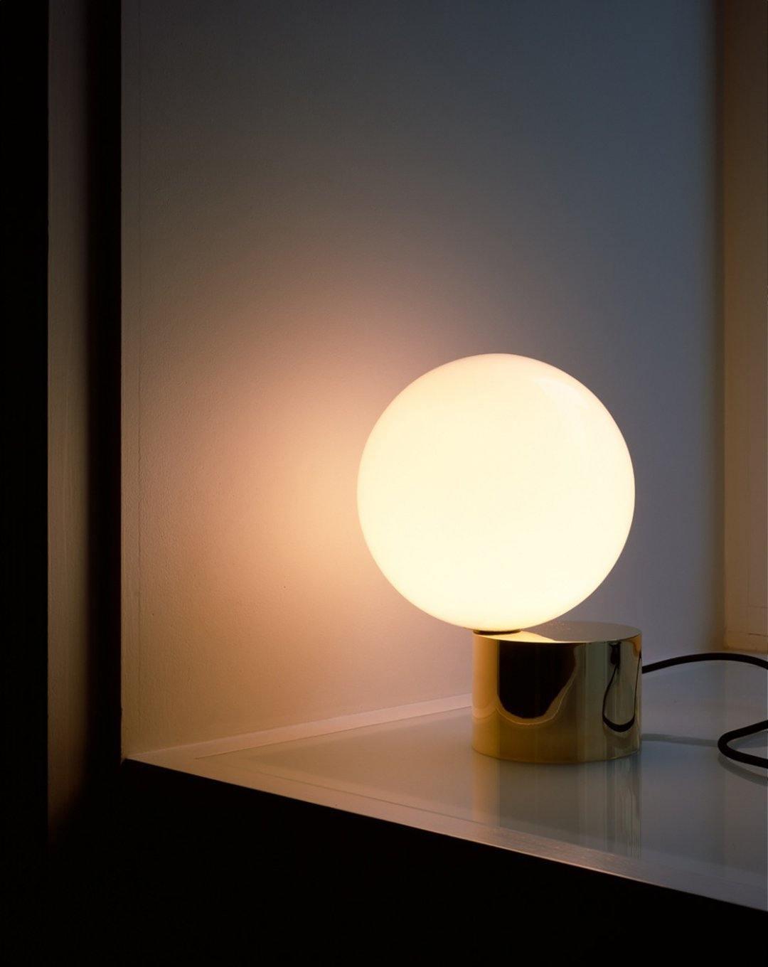 Aru Glass Industrial Table Lamp-Neutral Decor