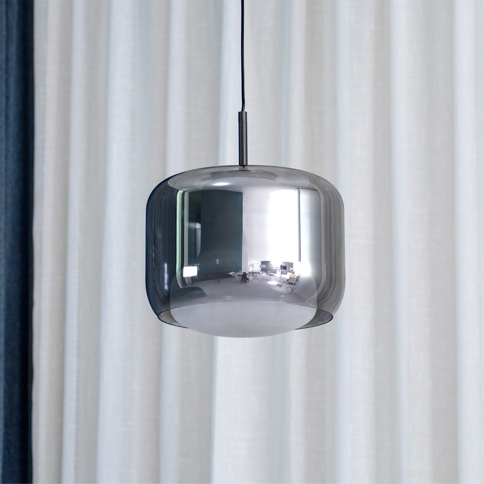 Wylr Modern Glass Pendant Lamp-Neutral Decor