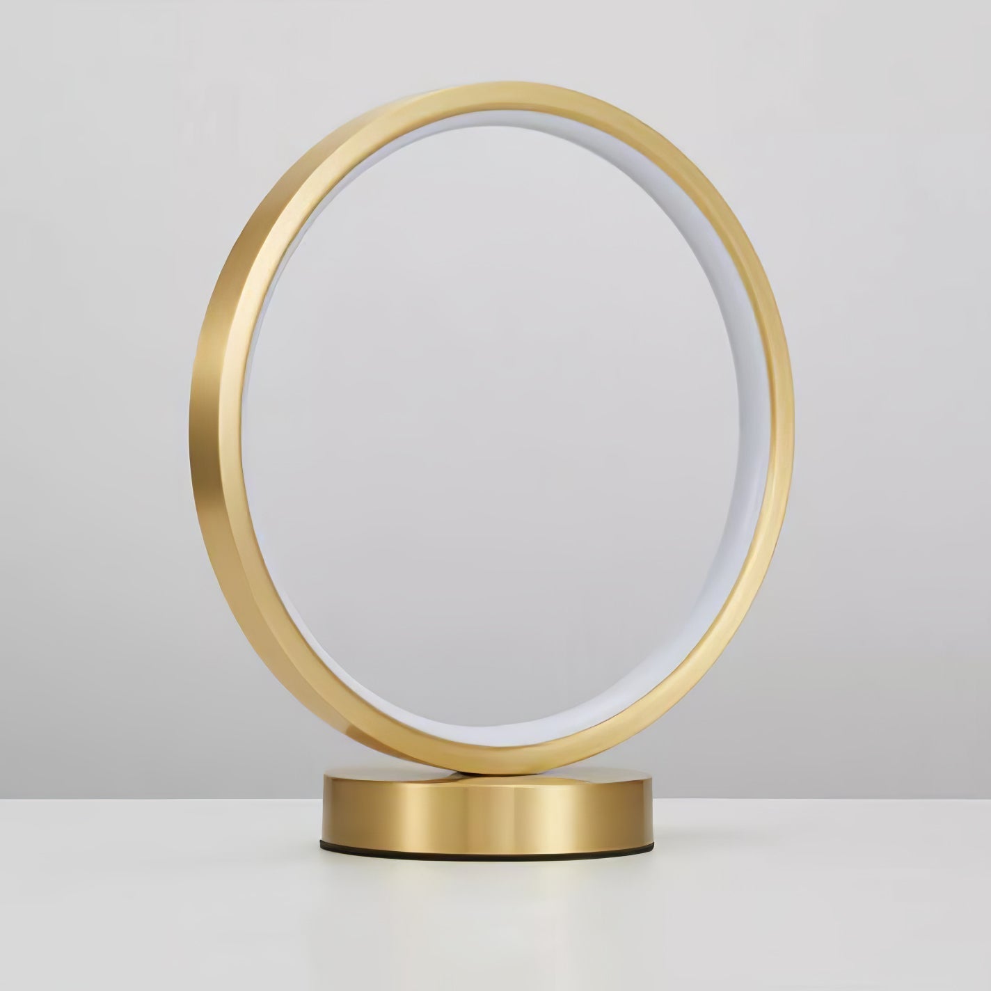 Cirra Elegan Brass Table Lamp-Neutral Decor