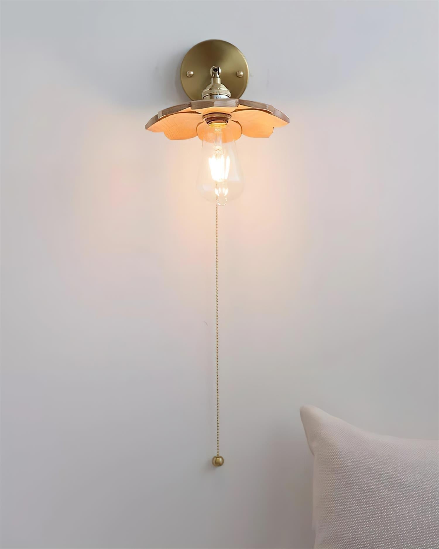 Aurelia Wall Lamp