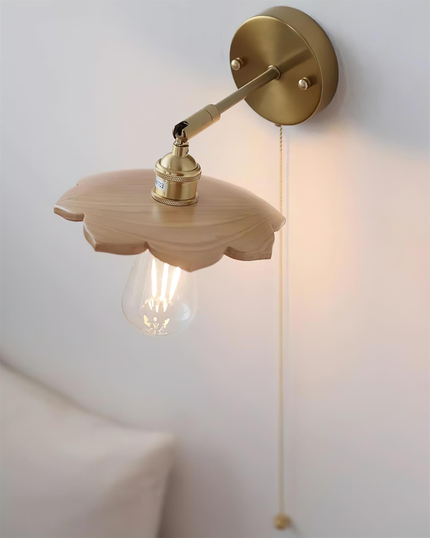 Aurelia Wall Lamp