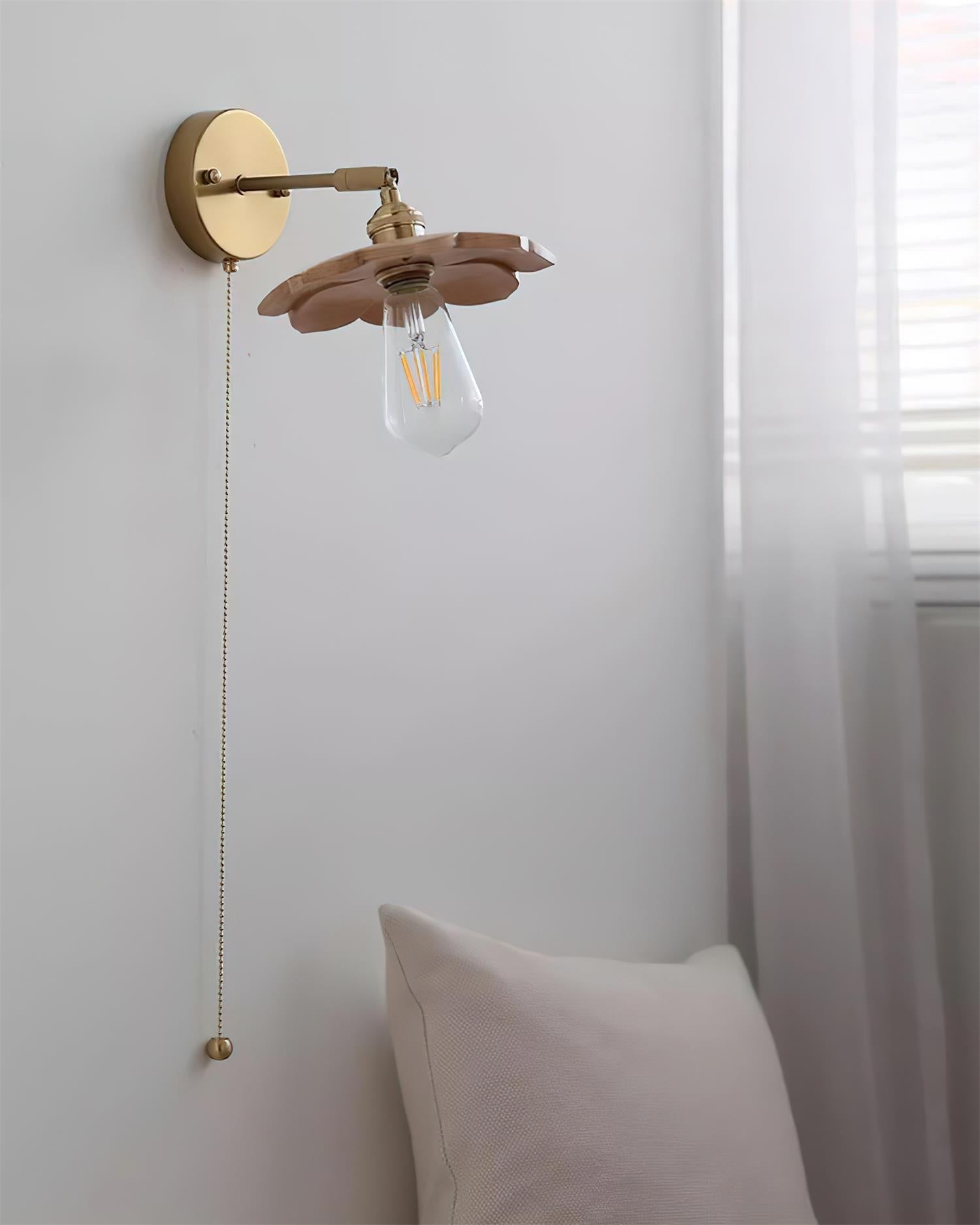Aurelia Wall Lamp