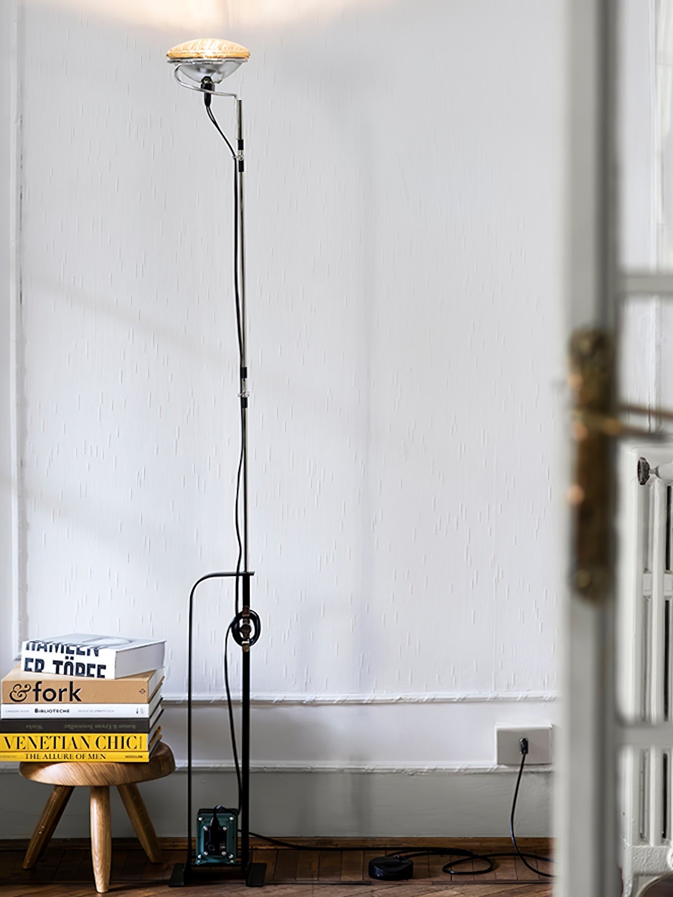 Jiro Contemporary Floor Lamp-Neutral Decor