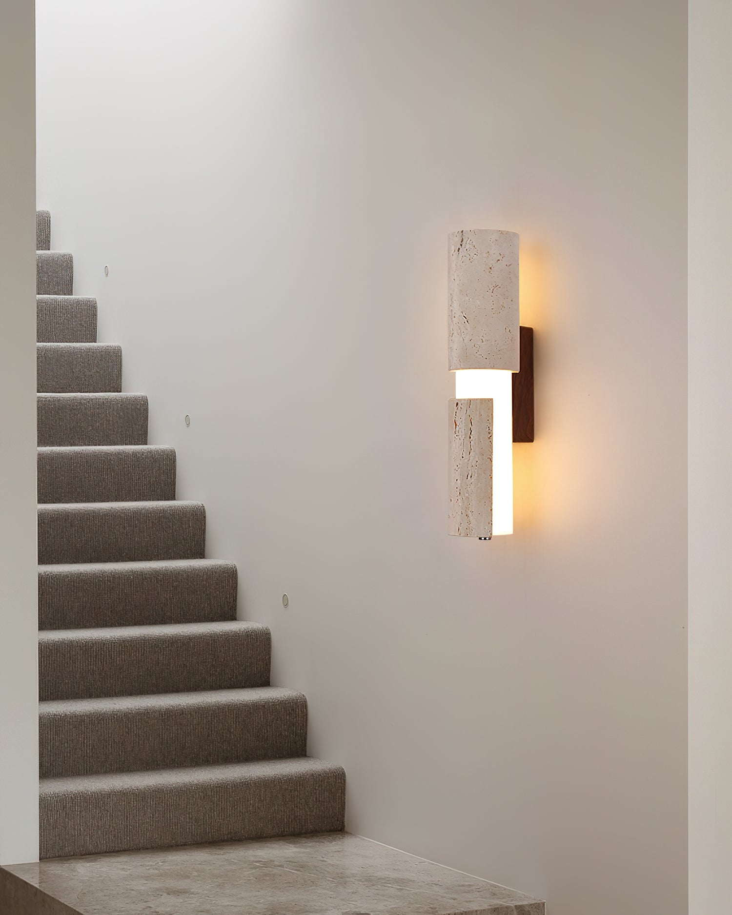 Cyrus Wall Lamp