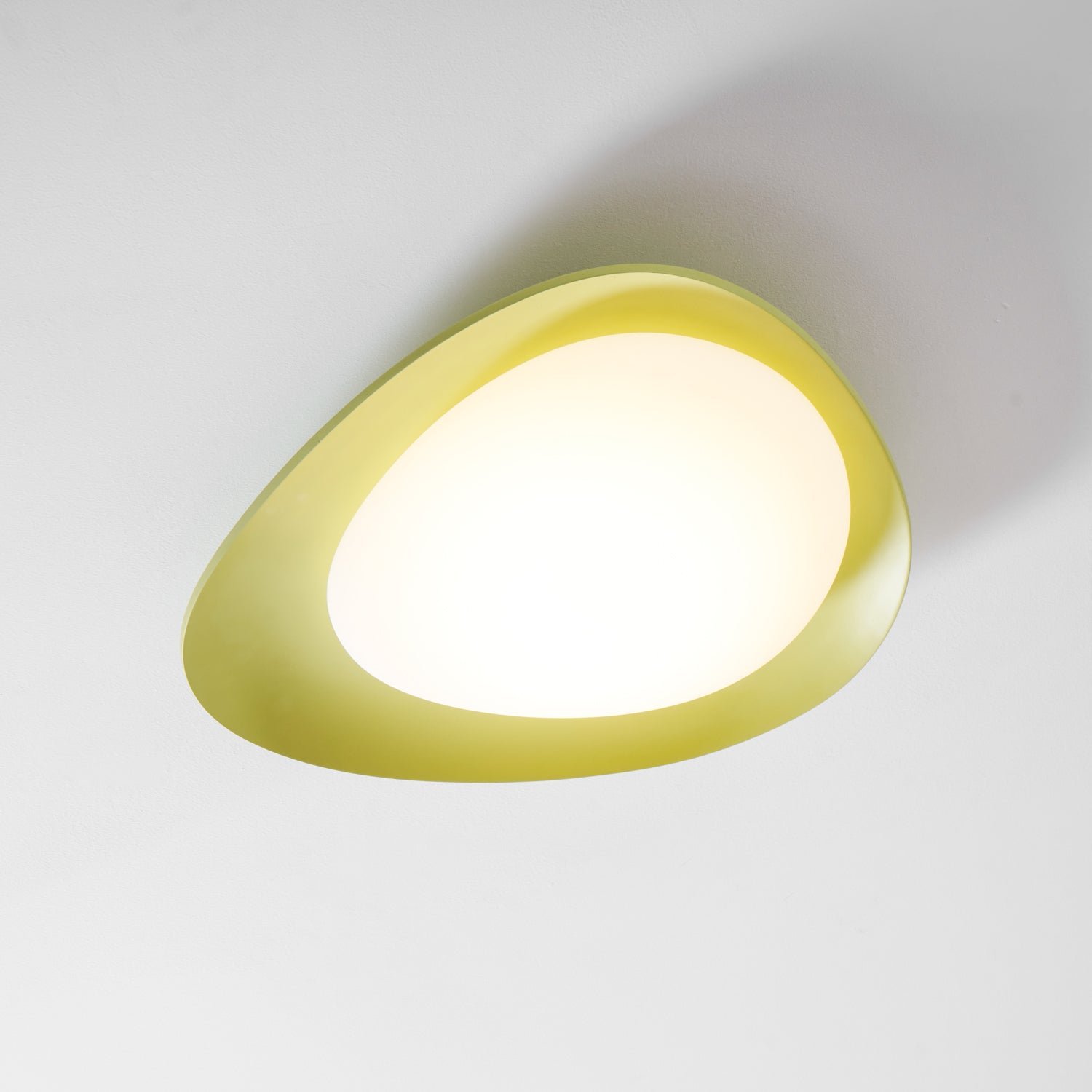 Poe Pendant Lamp Resin Oval Soft Contemporary-Neutral Decor