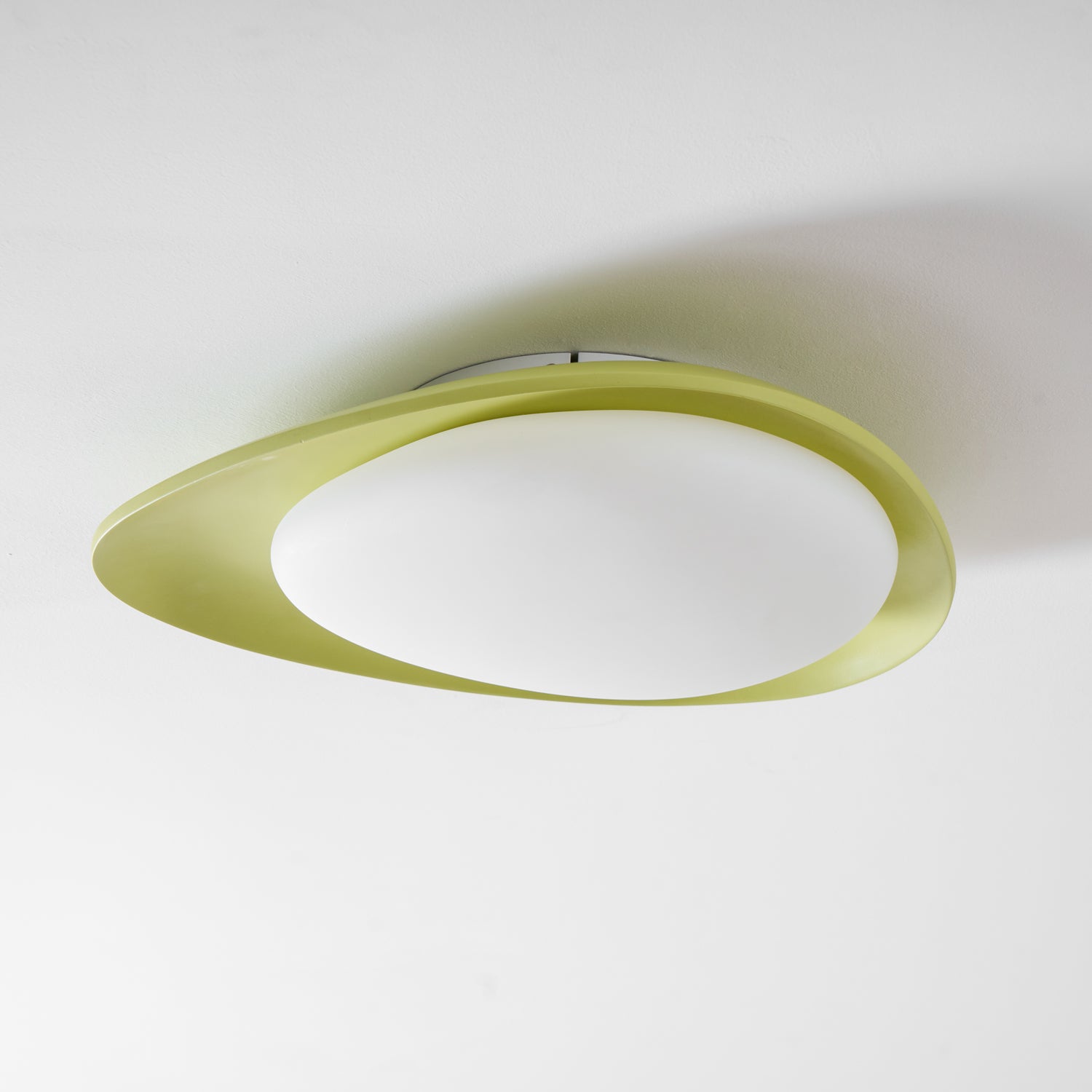 Poe Pendant Lamp Resin Oval Soft Contemporary-Neutral Decor