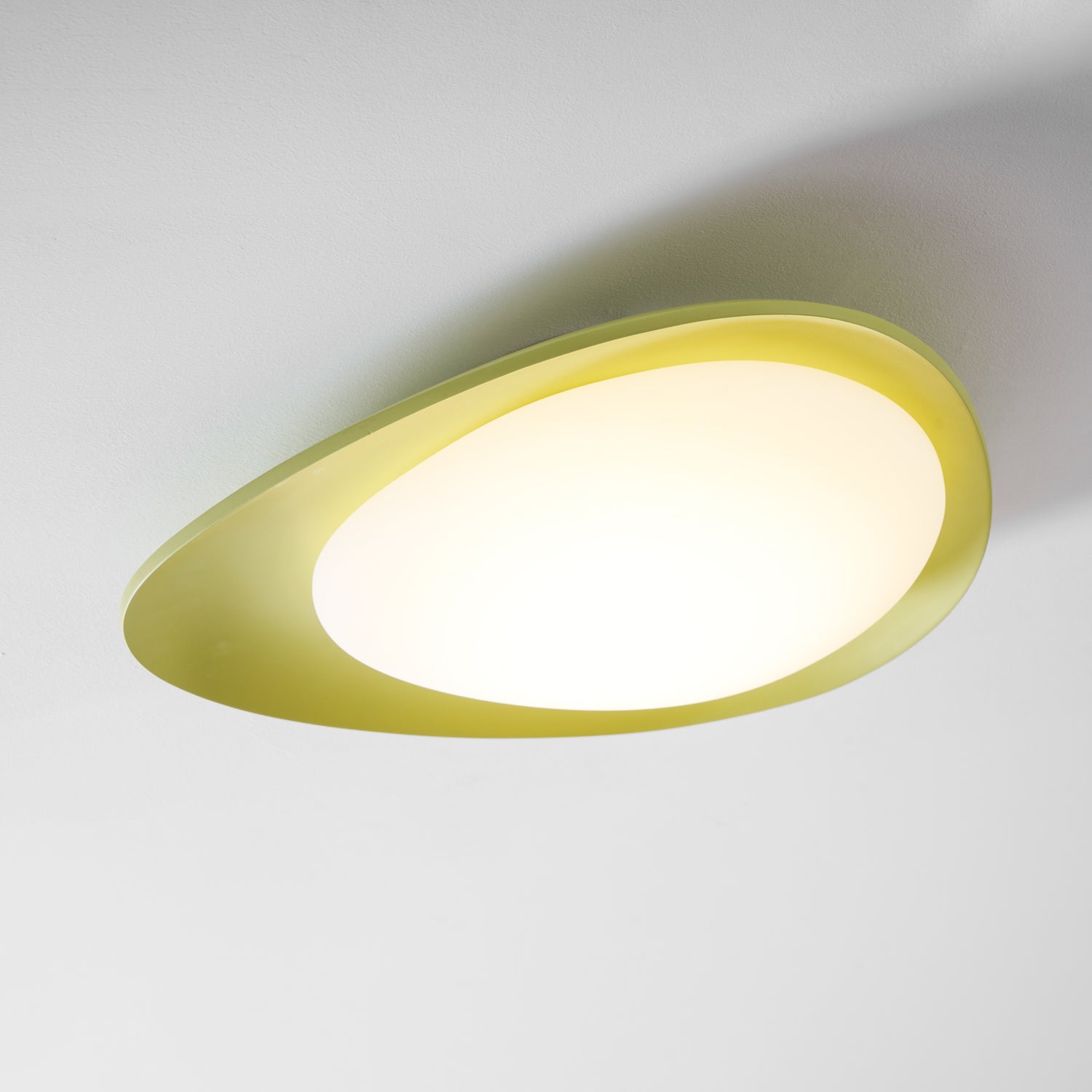 Poe Pendant Lamp Resin Oval Soft Contemporary-Neutral Decor