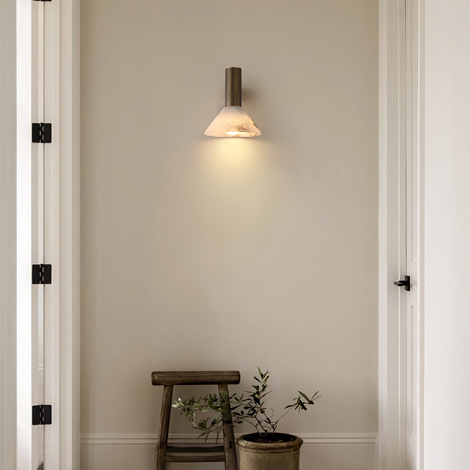 Rino Cone Alabaster Wall Light-Neutral Decor