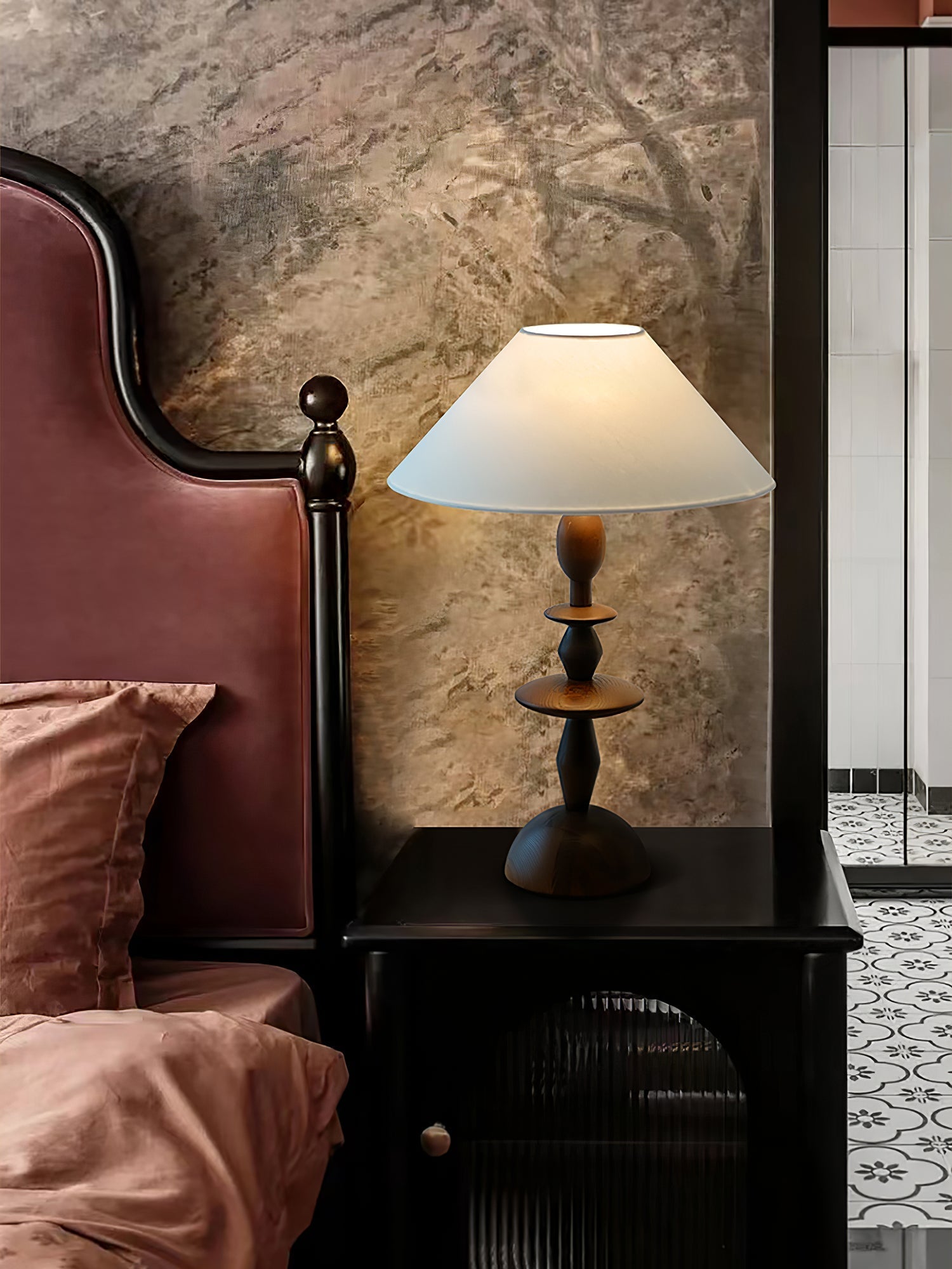 Halenir Wood Fabric Table Lamp-Neutral Decor