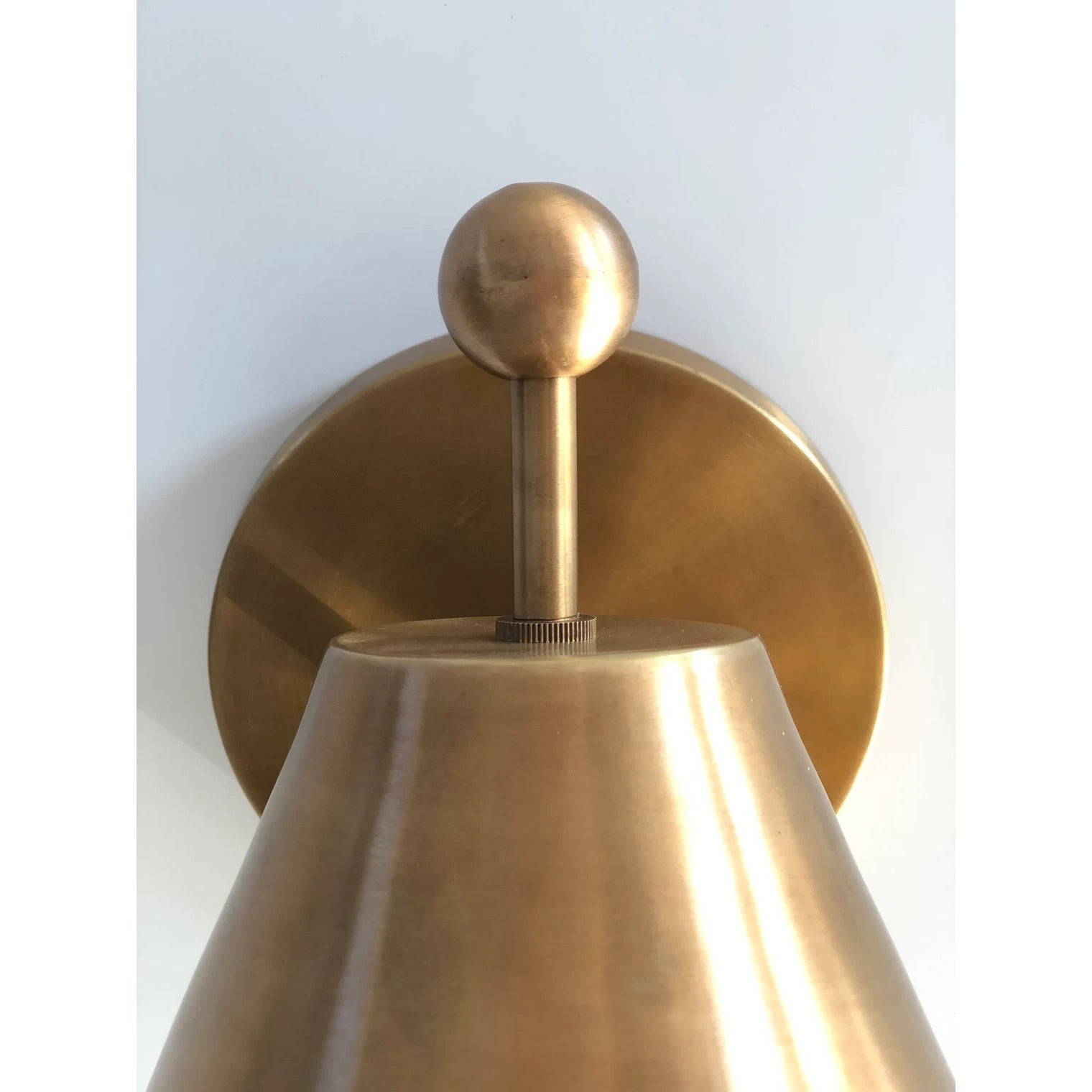 Maren Wall Lamp