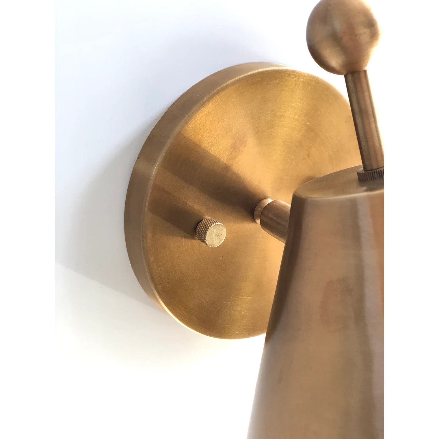 Maren Wall Lamp