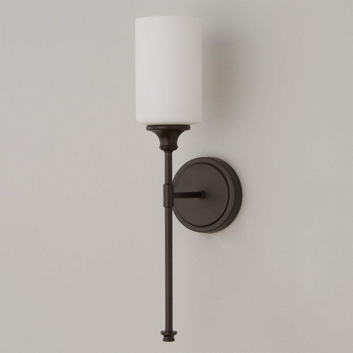 Clara Wall Lamp
