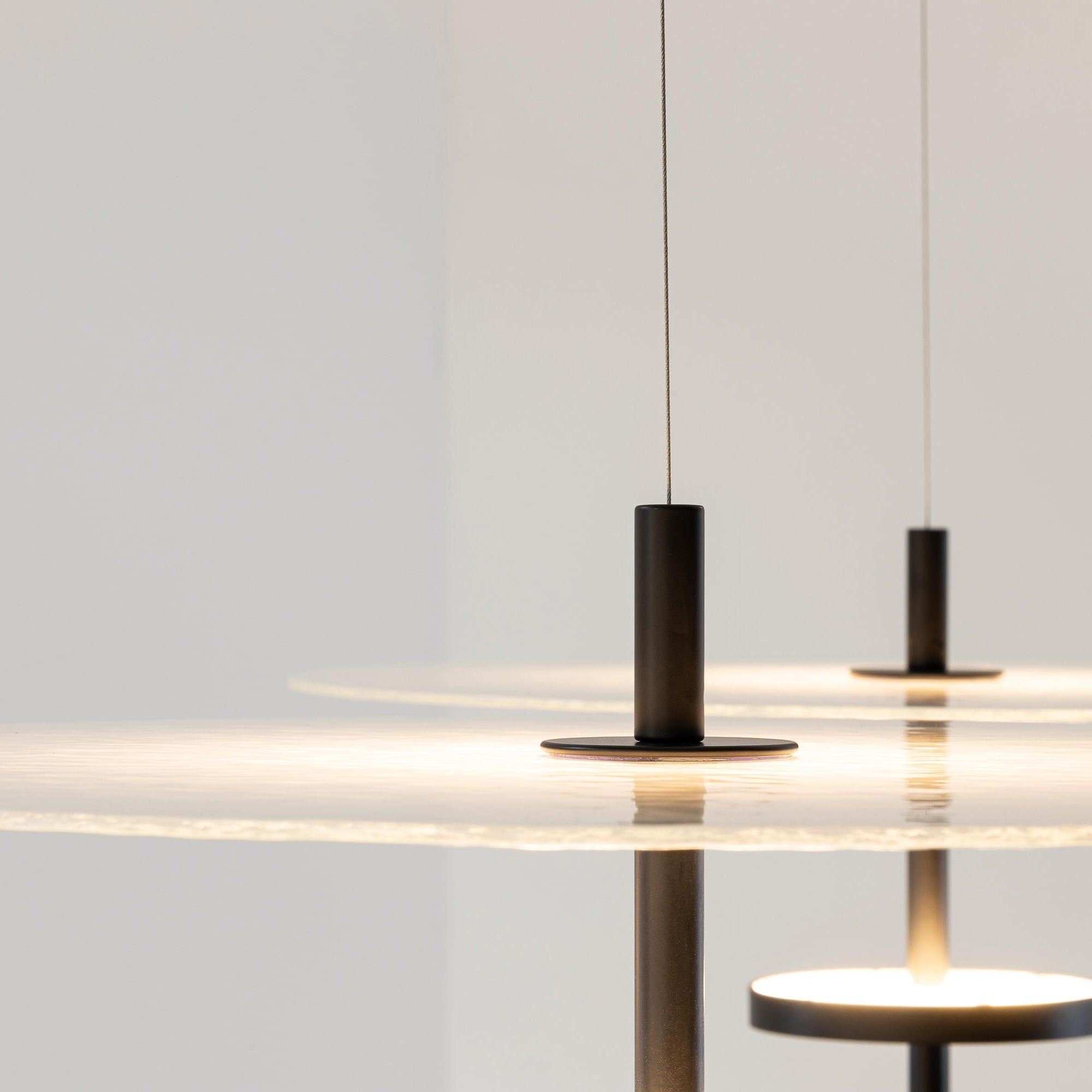 Avlaeir Premium Elegance Art Chandelier-Neutral Decor