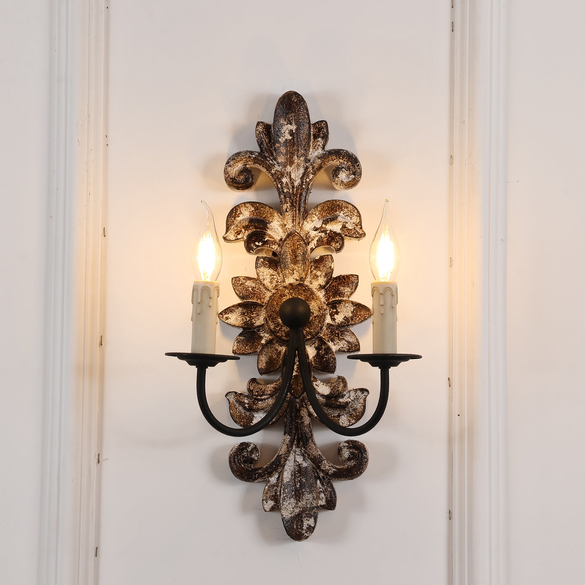 Vadora Postmodern Luxury Sconce Wall Lamp-Neutral Decor