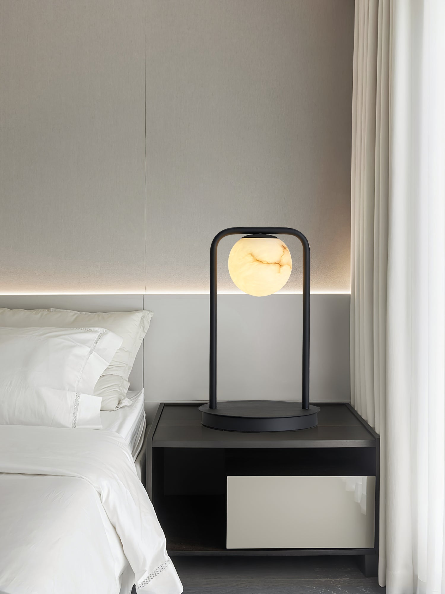 Luna Table Lamp