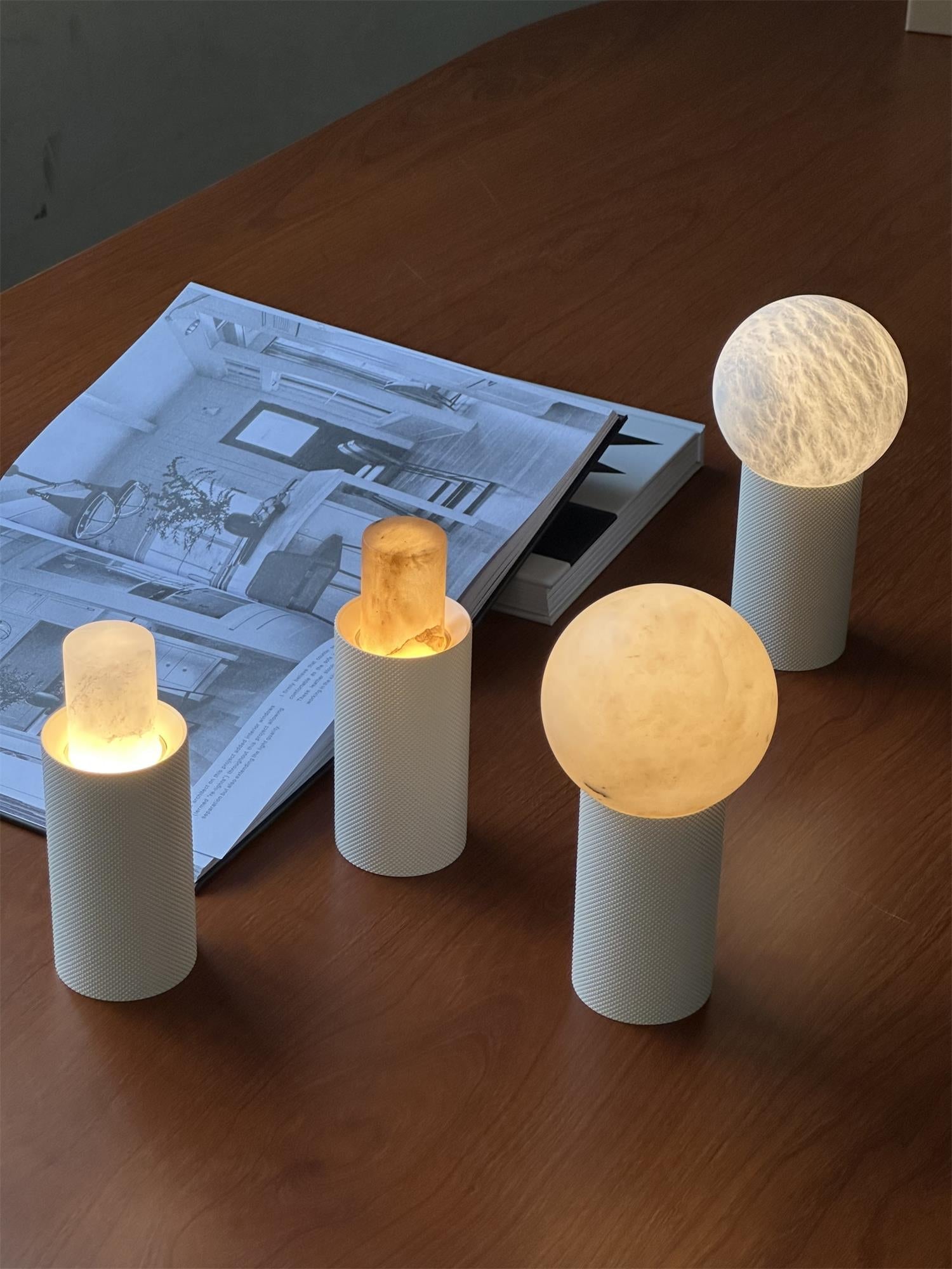 Aurelia Table Lamp (Built-in Battery)