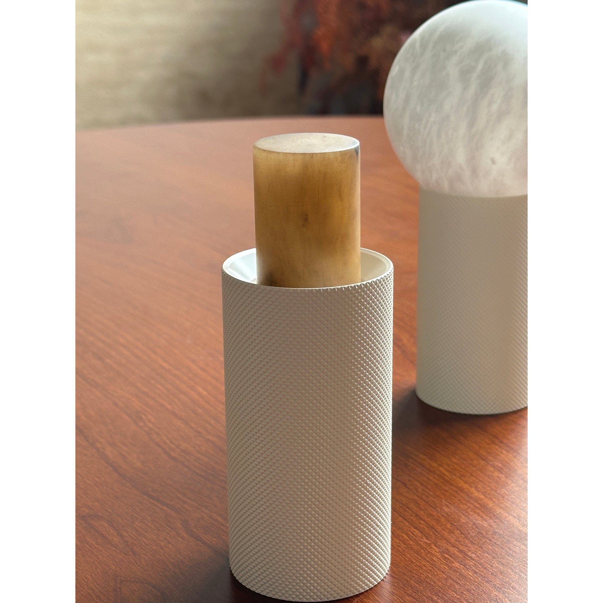 Aurelia Table Lamp (Built-in Battery)