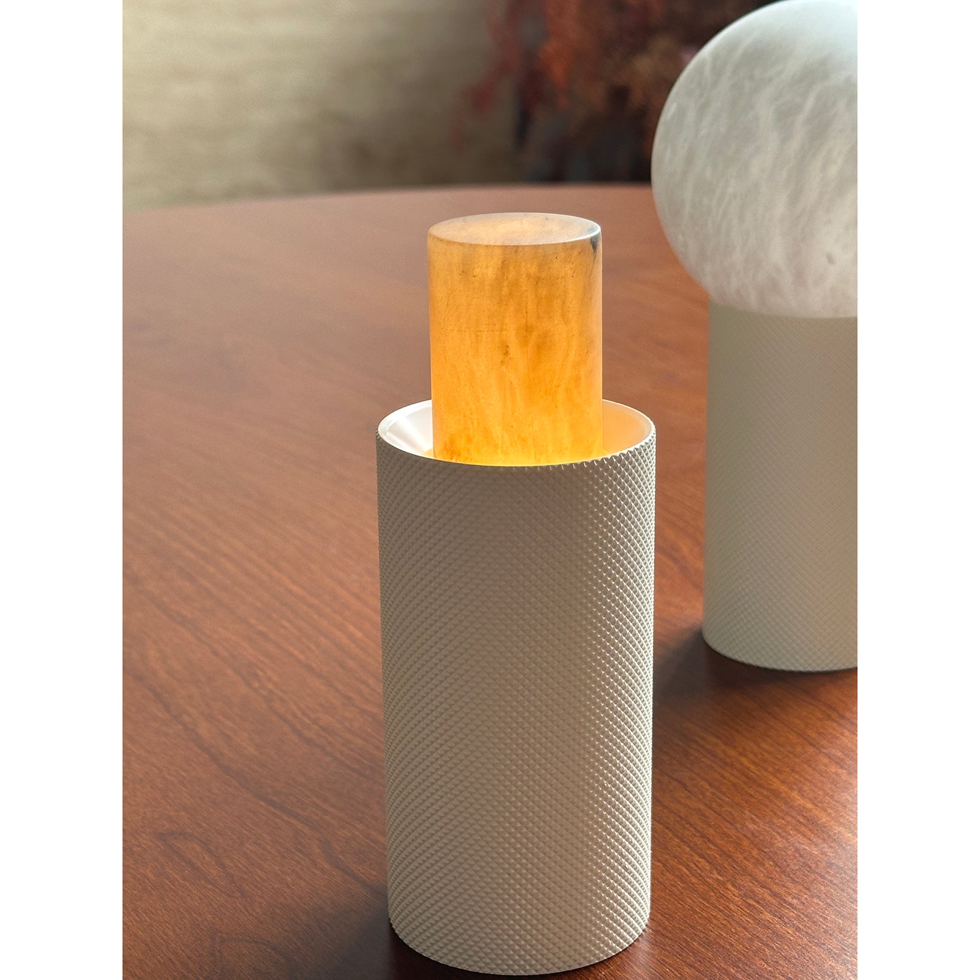 Aurelia Table Lamp (Built-in Battery)