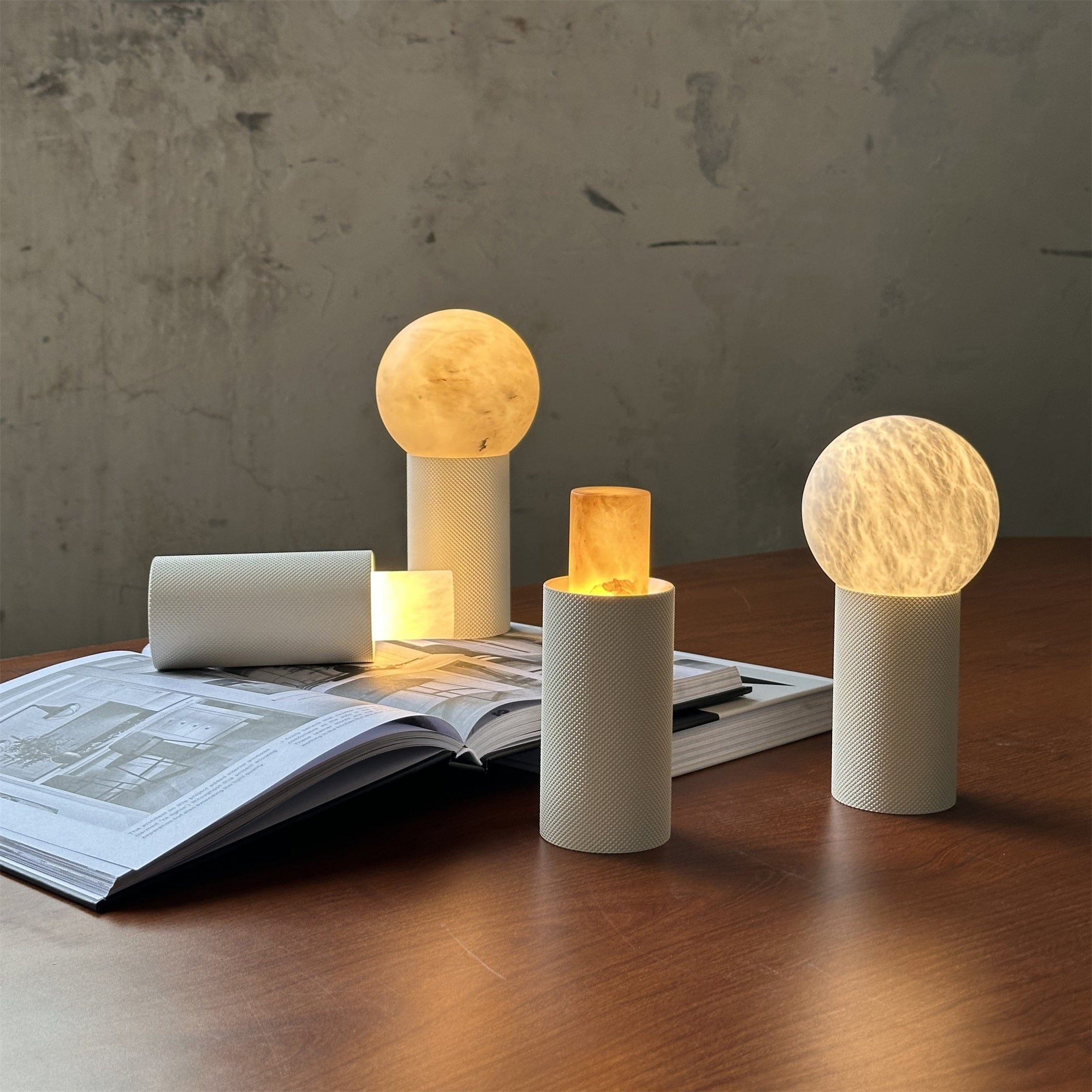 Aurelia Table Lamp (Built-in Battery)