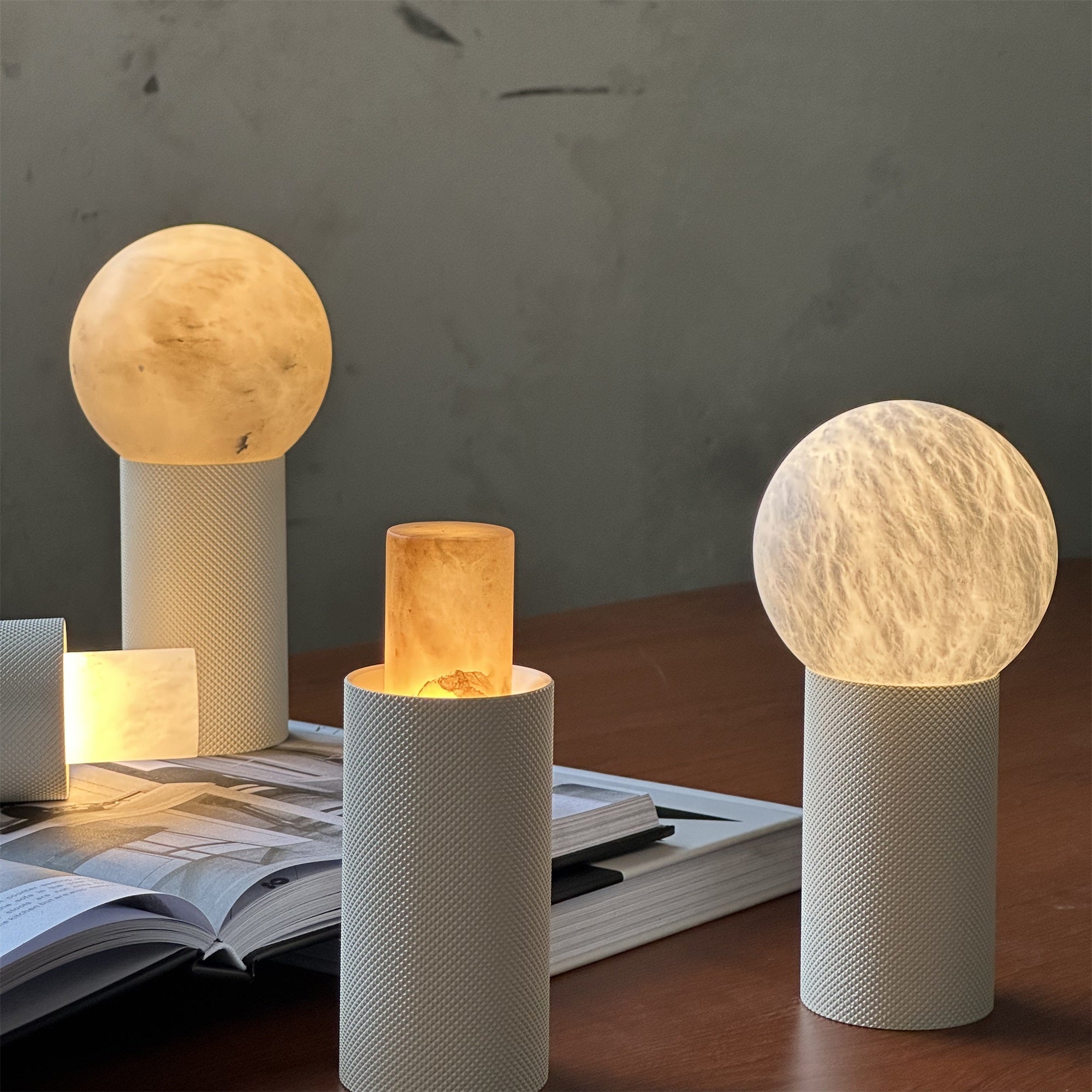 Aurelia Table Lamp (Built-in Battery)