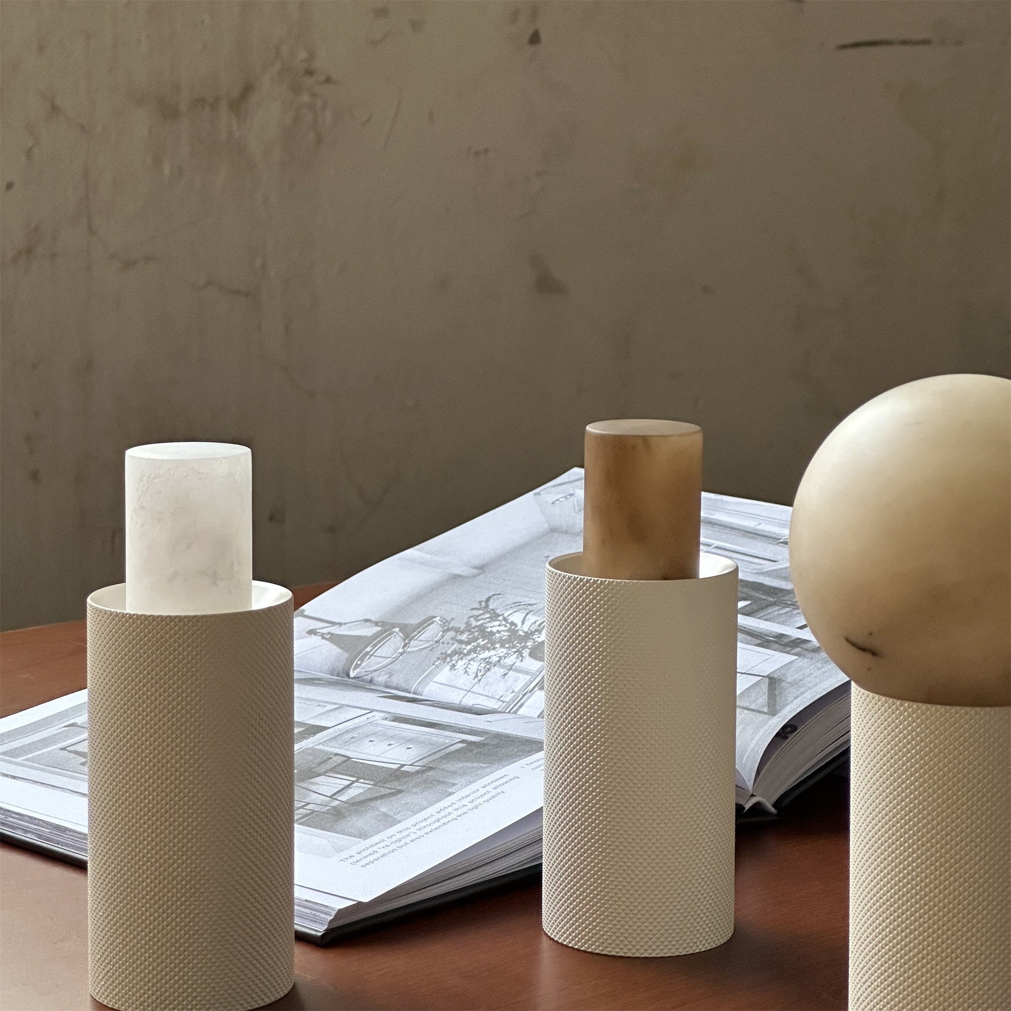 Aurelia Table Lamp (Built-in Battery)