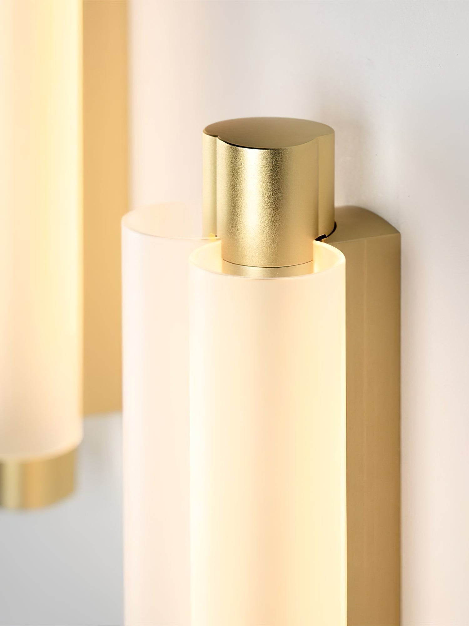 Darien Premium Nordic Art Sconce Wall Lamp-Neutral Decor