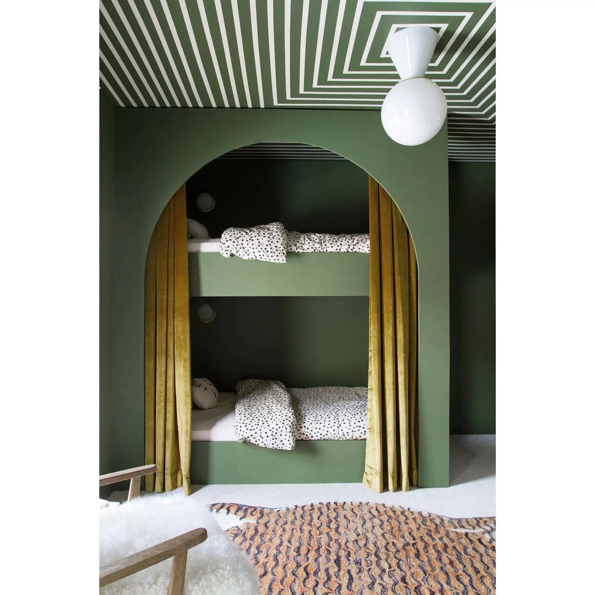 Trilo Globe Ceiling Light-Neutral Decor
