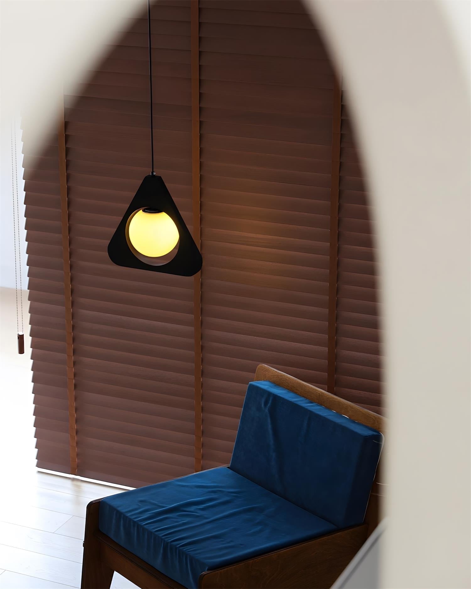 Noirielle Pendant Light